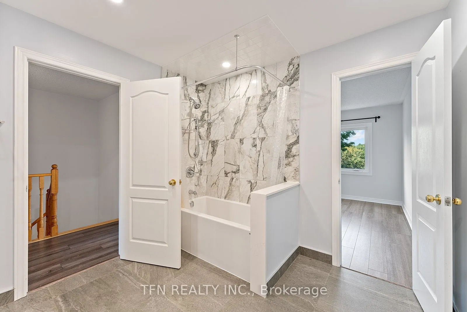 24 Hawtin Lane