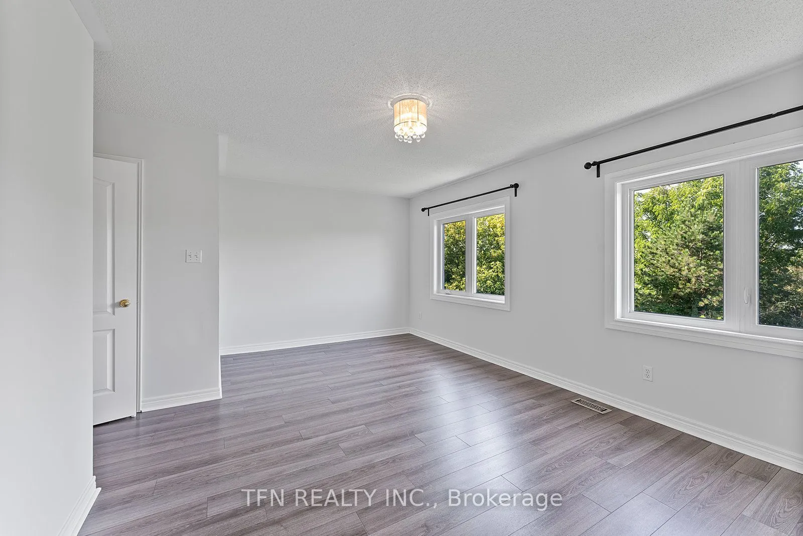 24 Hawtin Lane