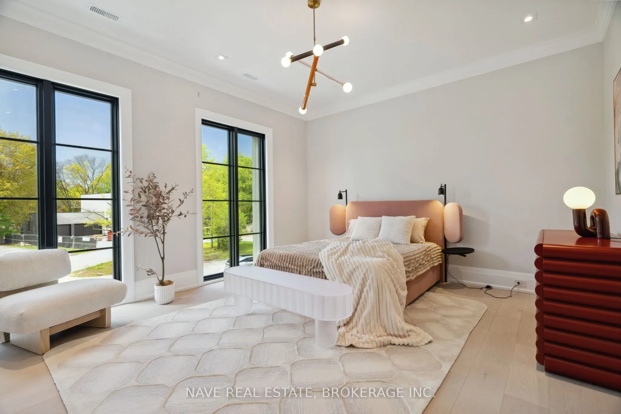 1 Sunflower Court