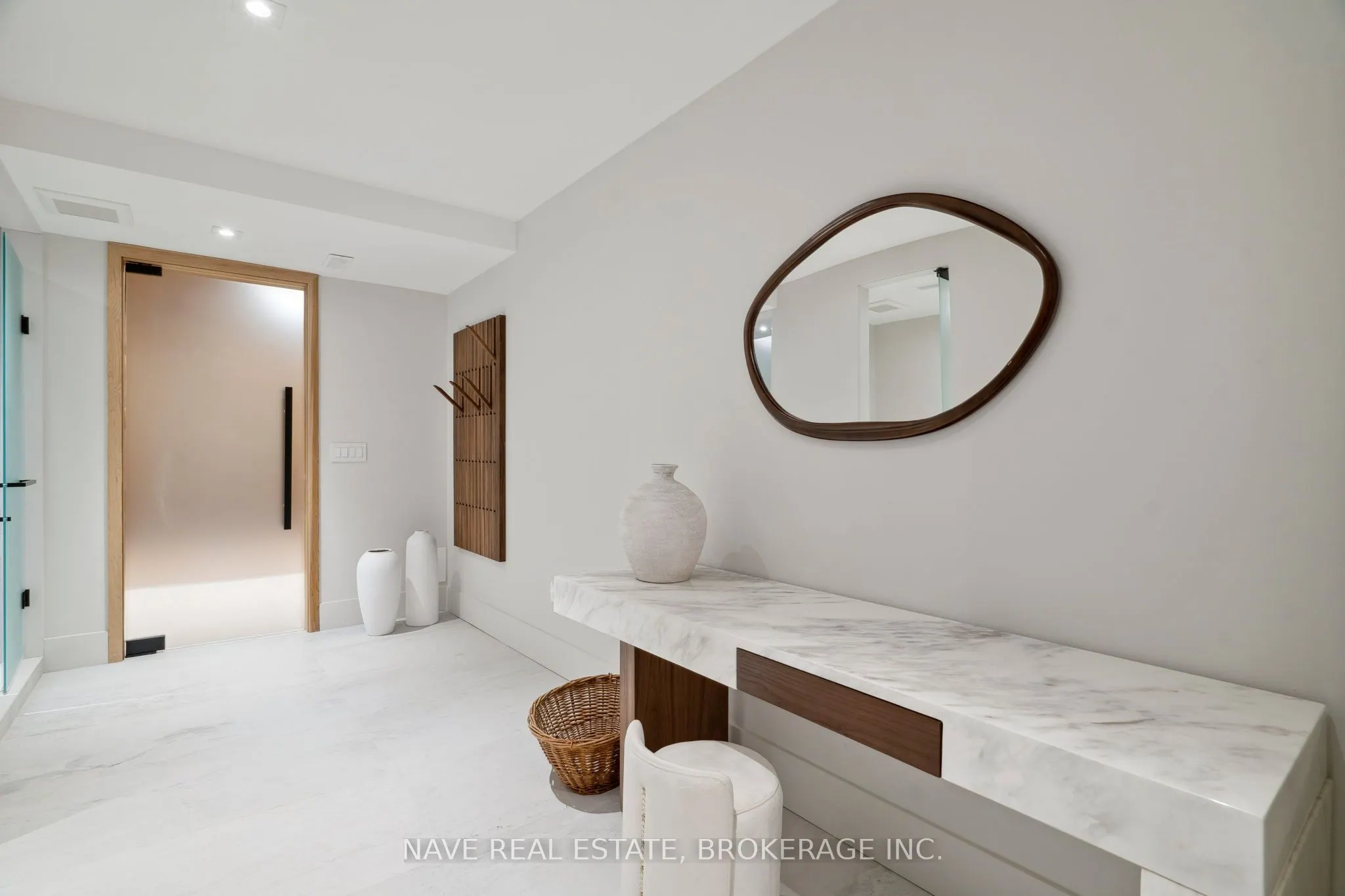 1 Sunflower Court