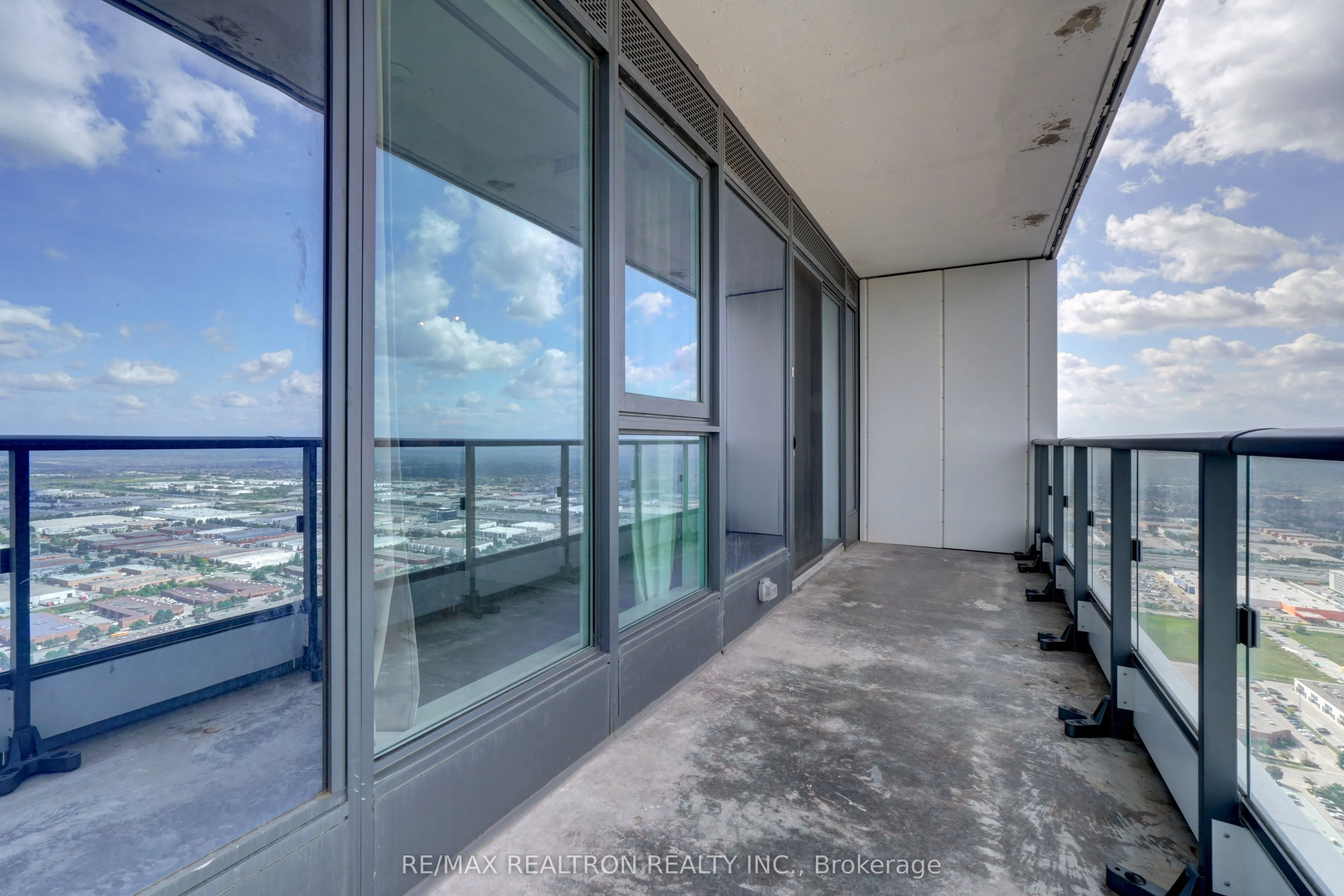 950 Portage Parkway N, #5901