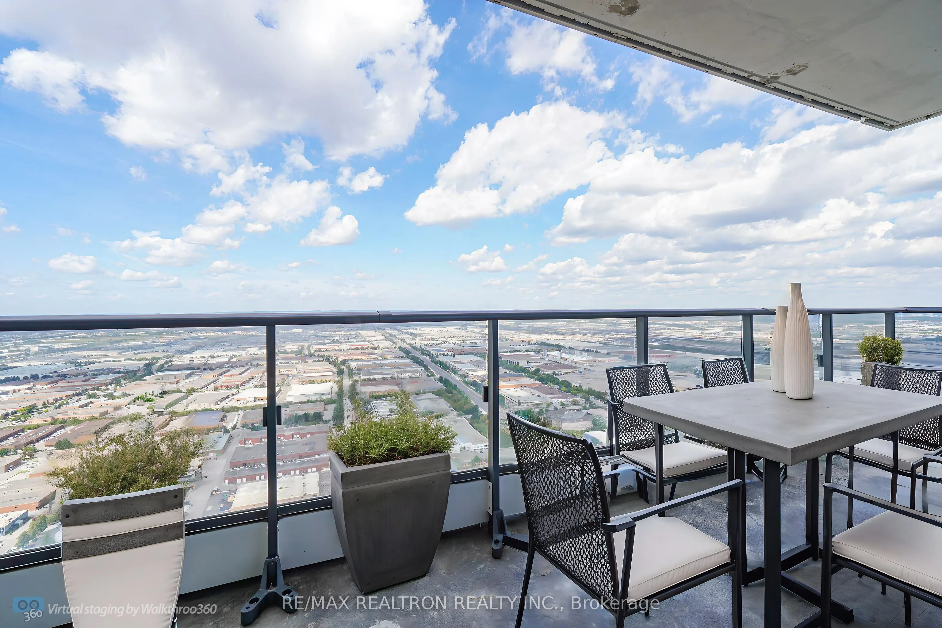 950 Portage Parkway N, #5901