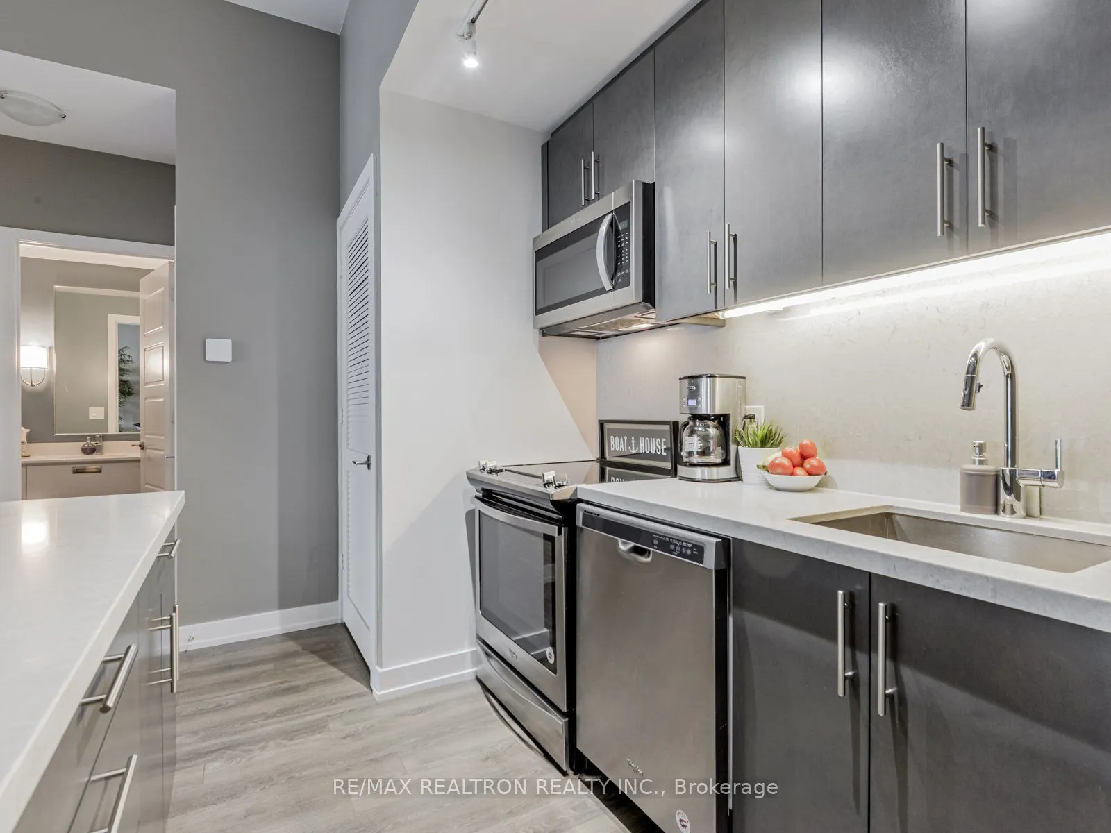 303 Broward Way, #93