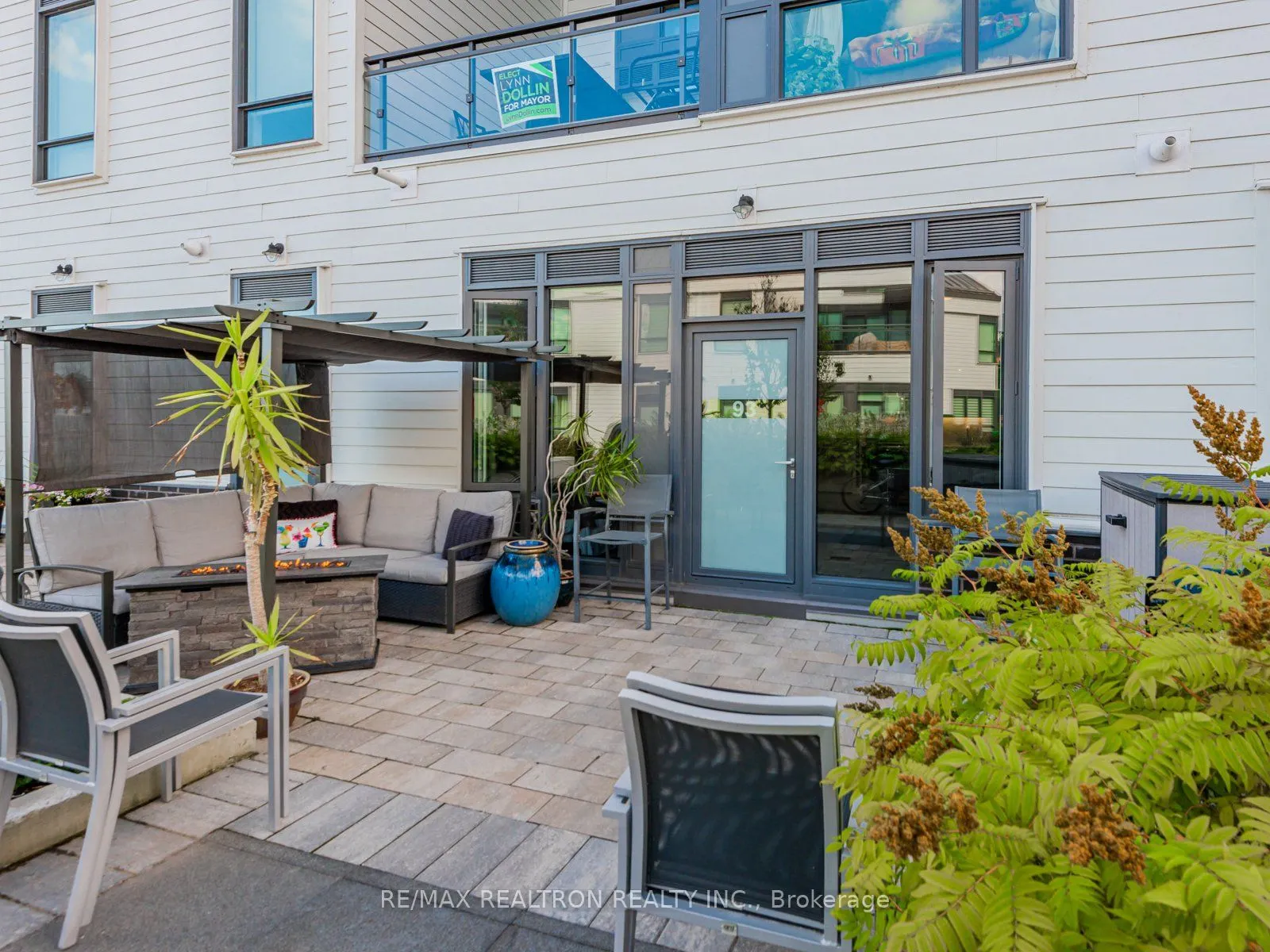 303 Broward Way, #93