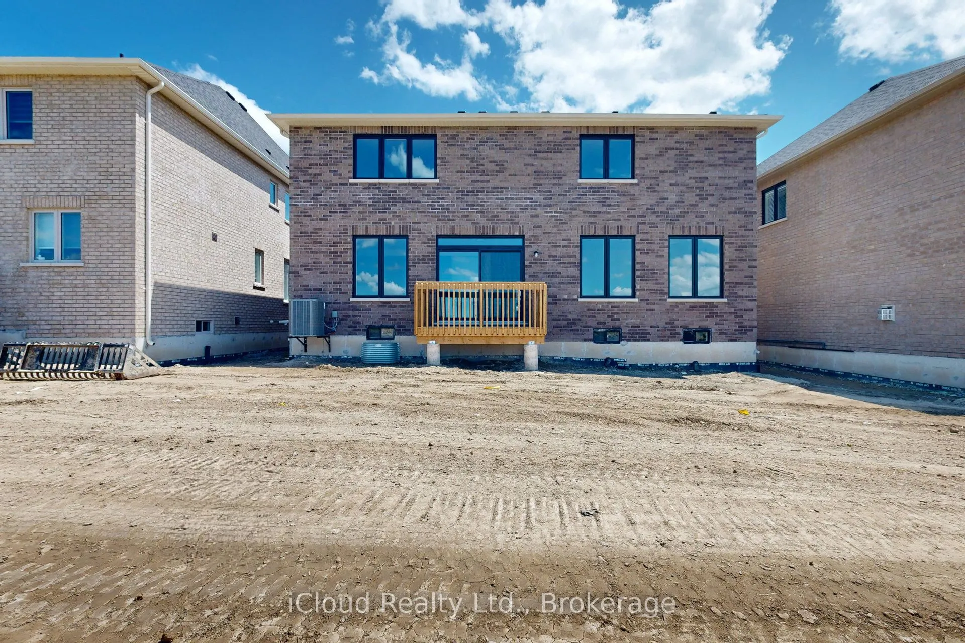 51 Sparrow Way