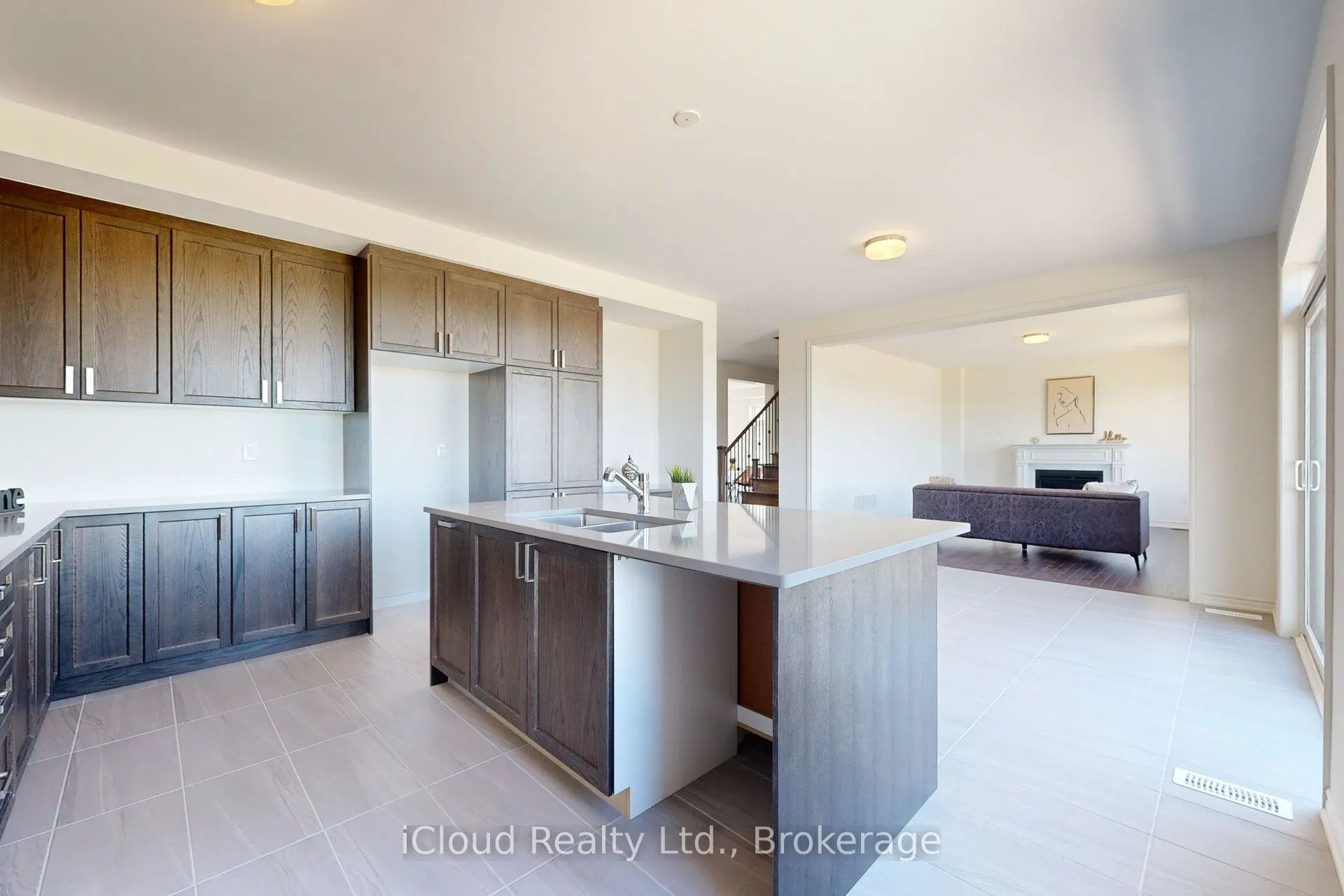 51 Sparrow Way