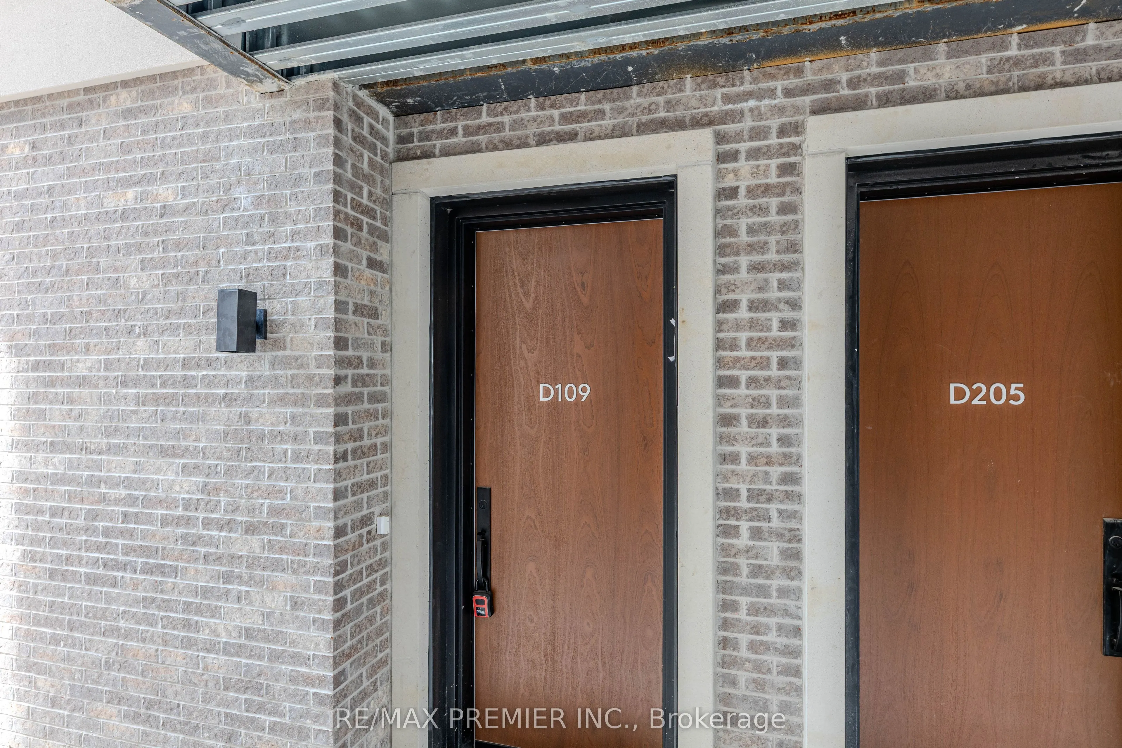 2 Red Squirrel Lane, #D109