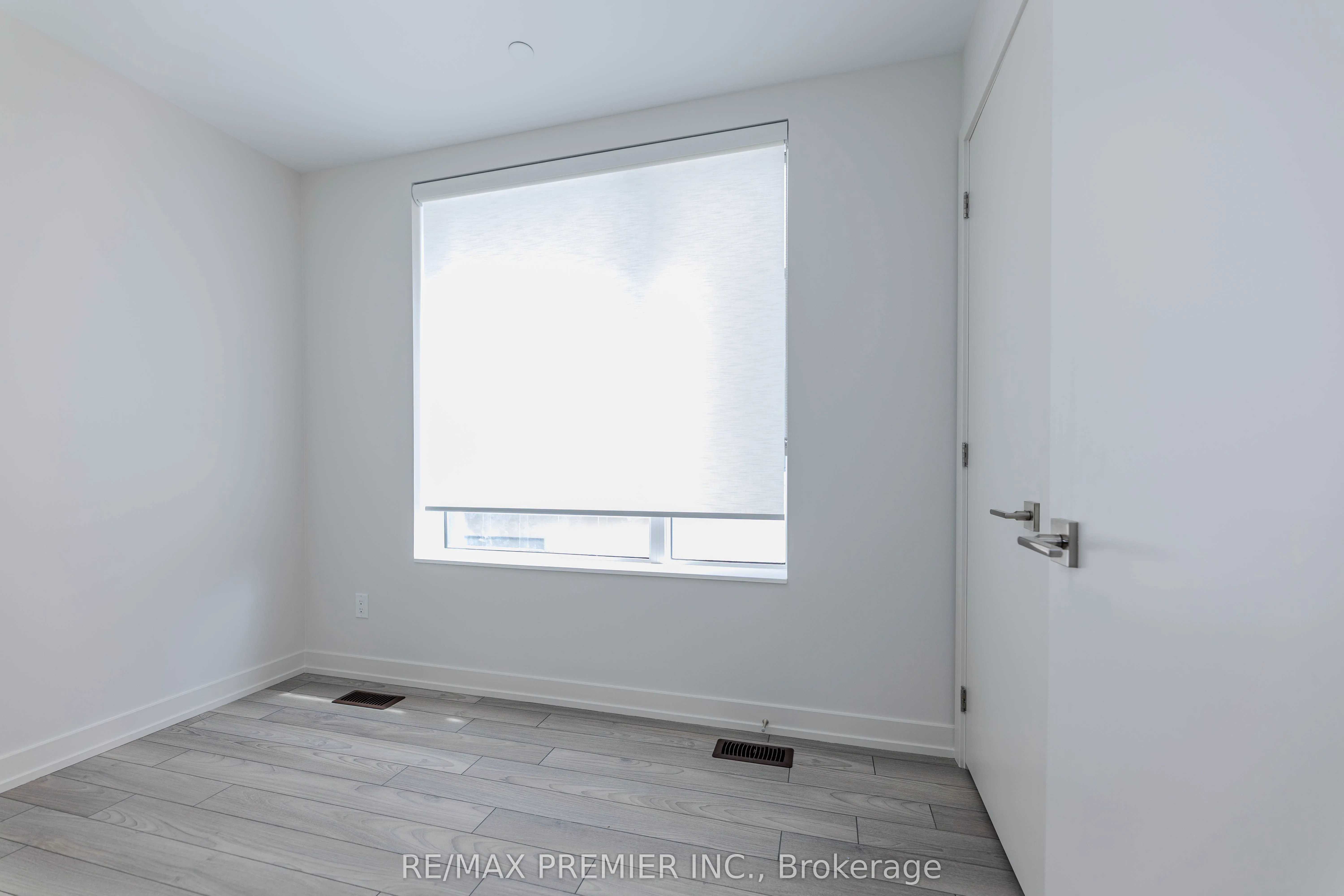2 Red Squirrel Lane, #D109