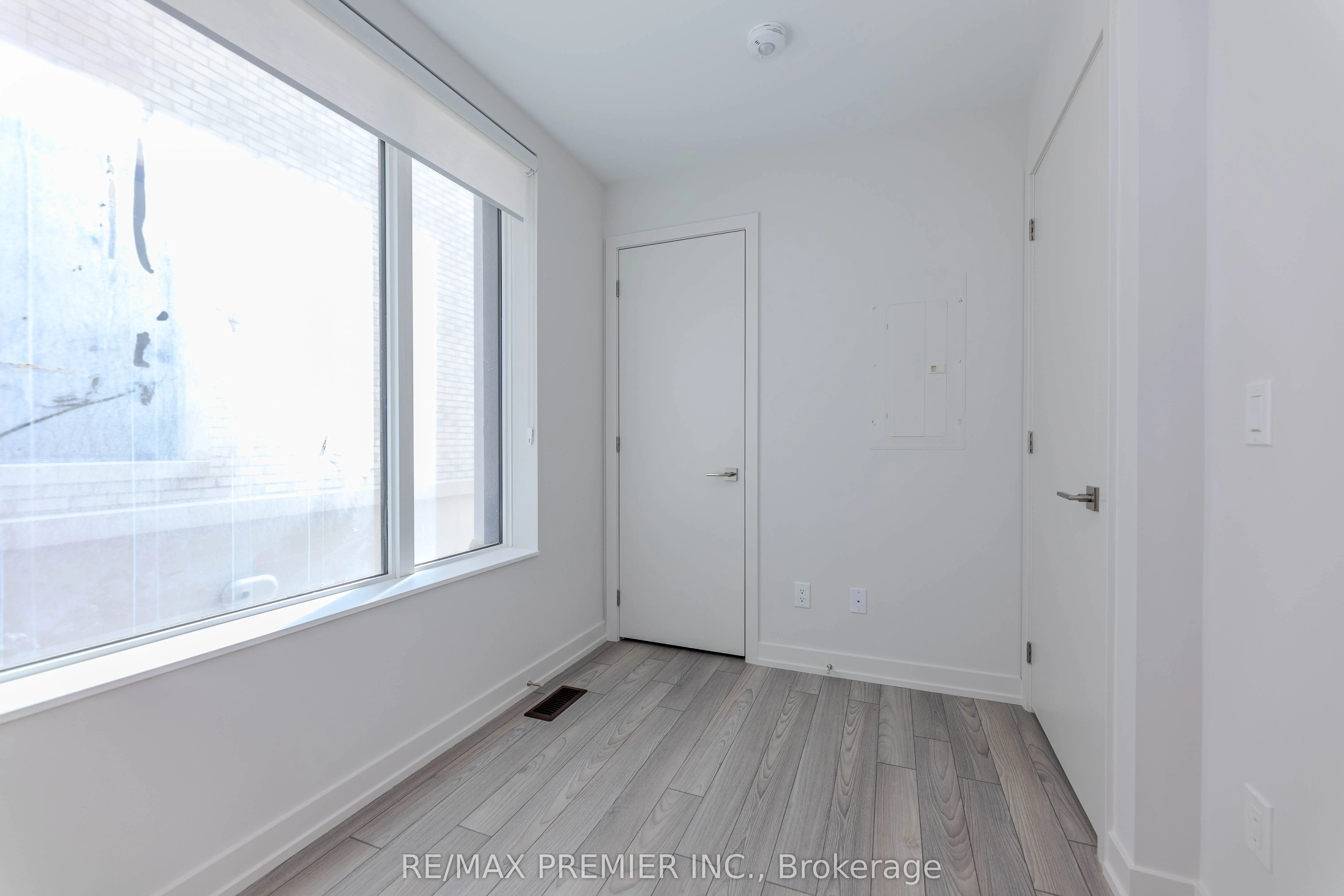 2 Red Squirrel Lane, #D109