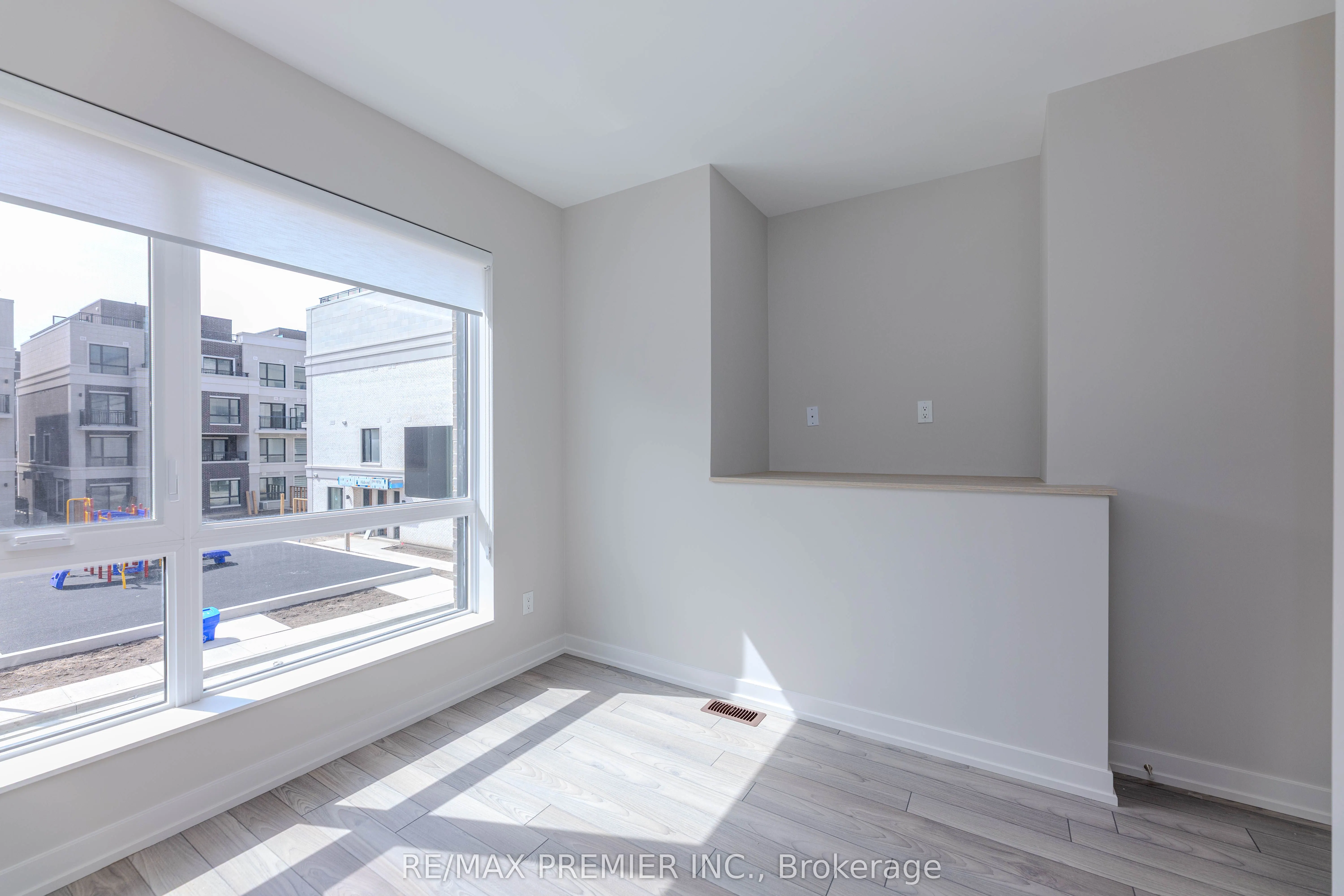 2 Red Squirrel Lane, #D109
