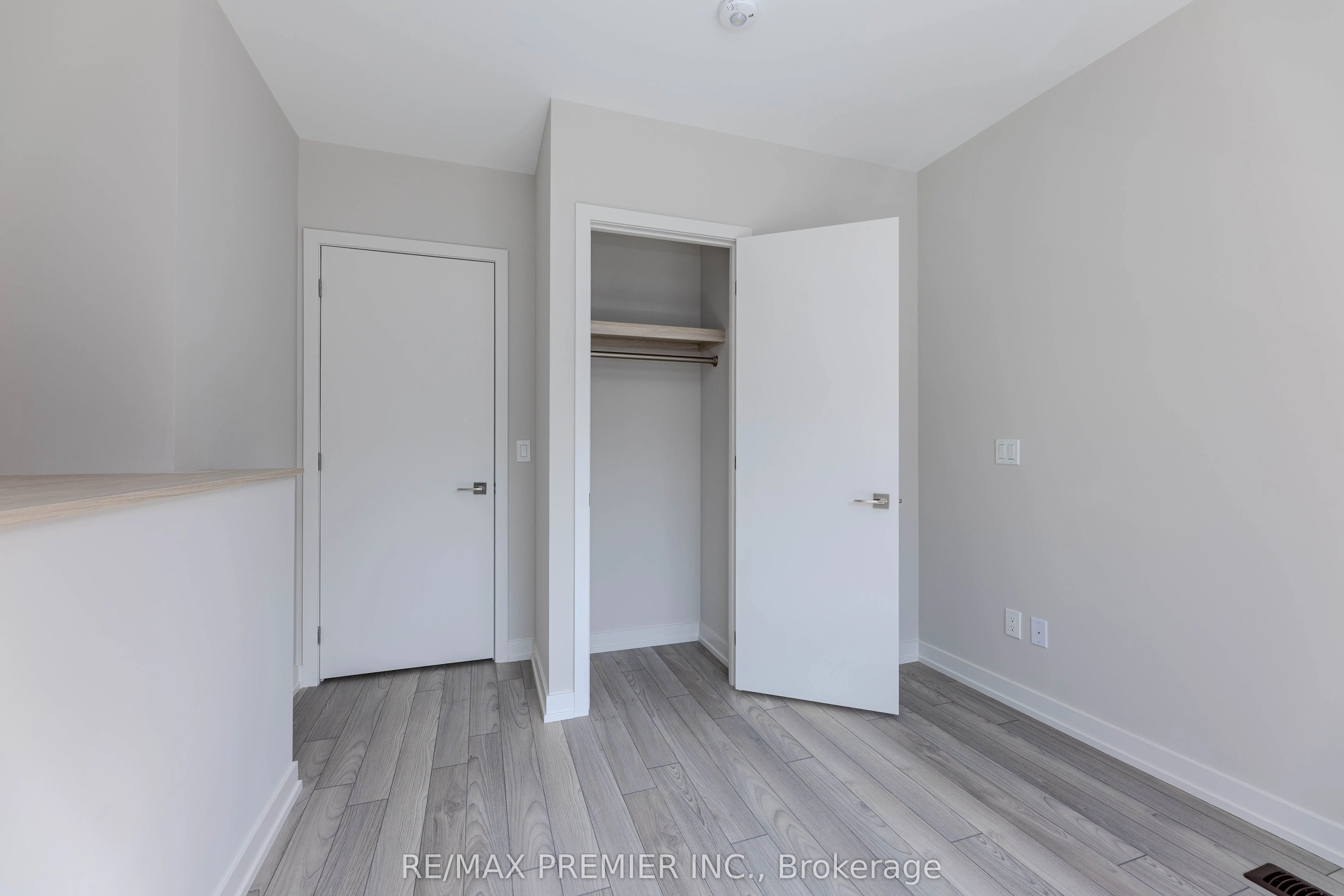 2 Red Squirrel Lane, #D109