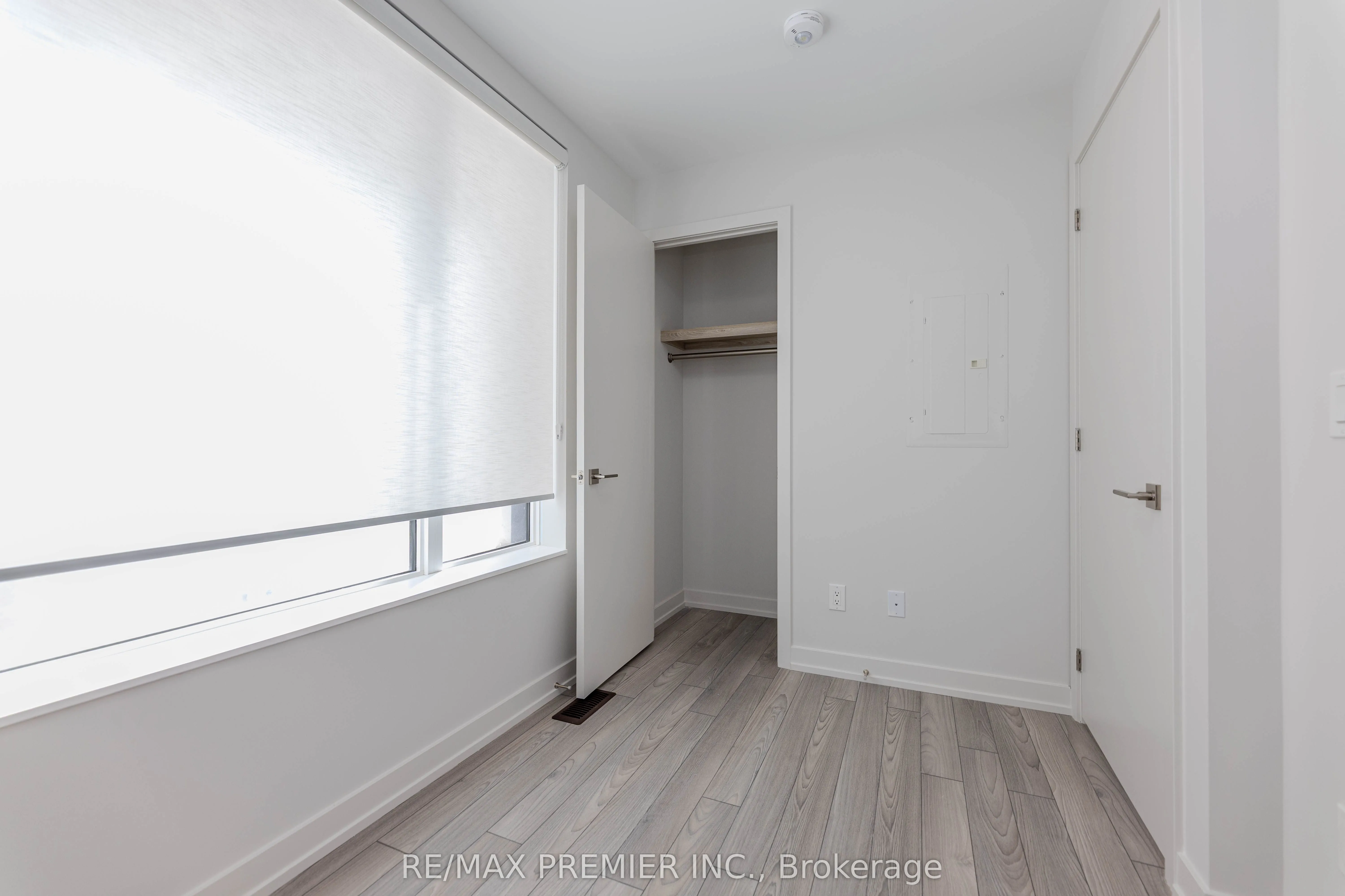 2 Red Squirrel Lane, #D109