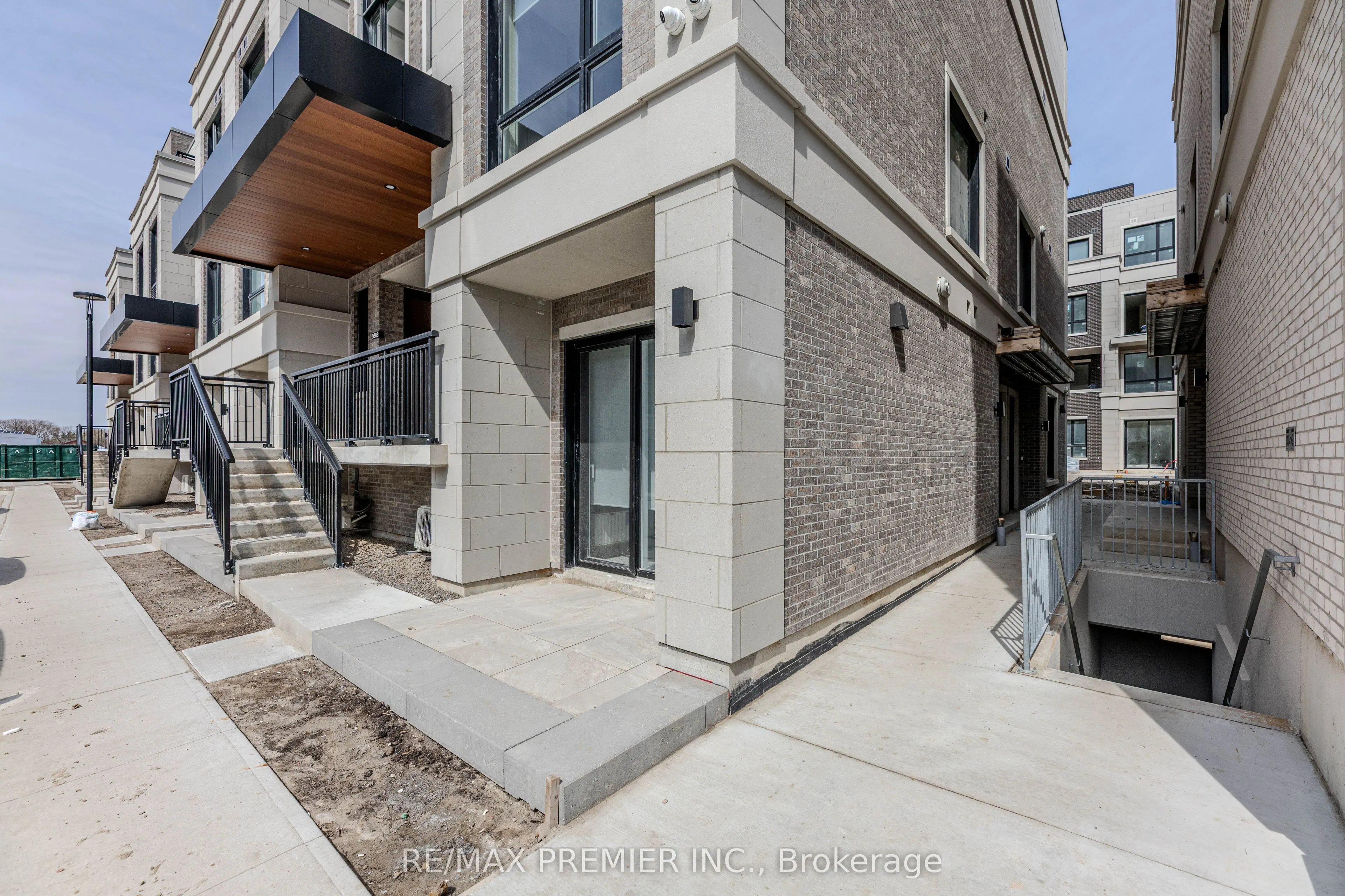2 Red Squirrel Lane, #D109