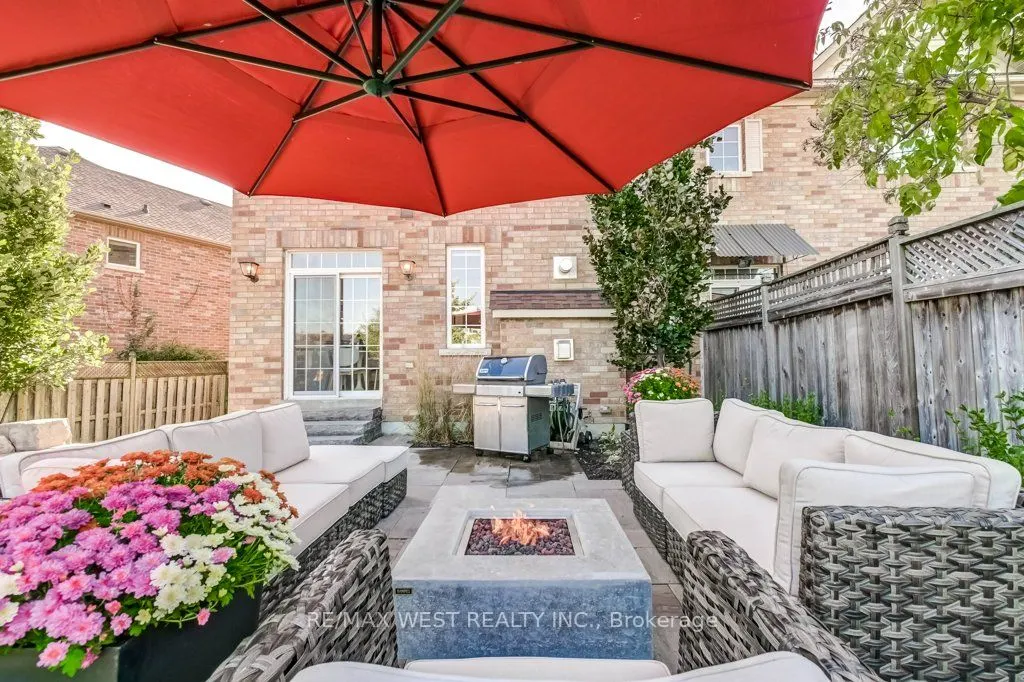 31 Watkins Glen Crescent