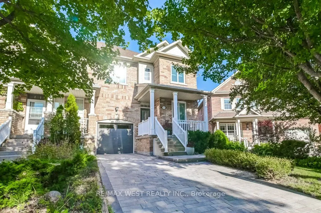 31 Watkins Glen Crescent
