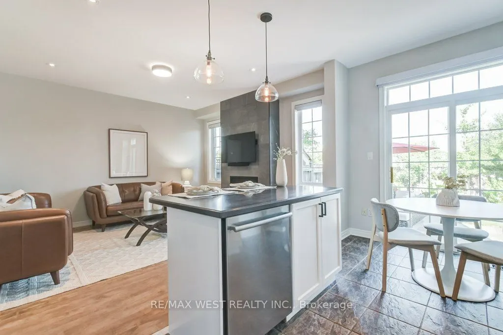 31 Watkins Glen Crescent
