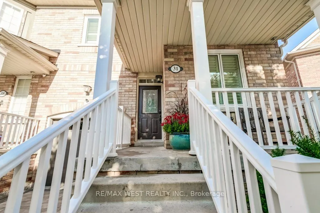 31 Watkins Glen Crescent