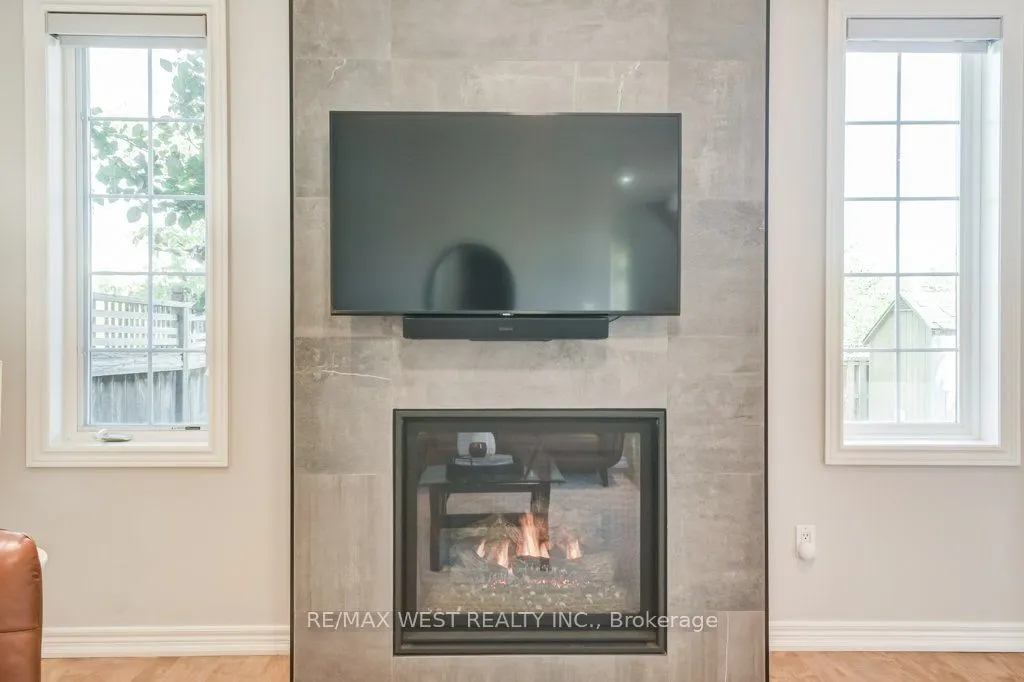 31 Watkins Glen Crescent