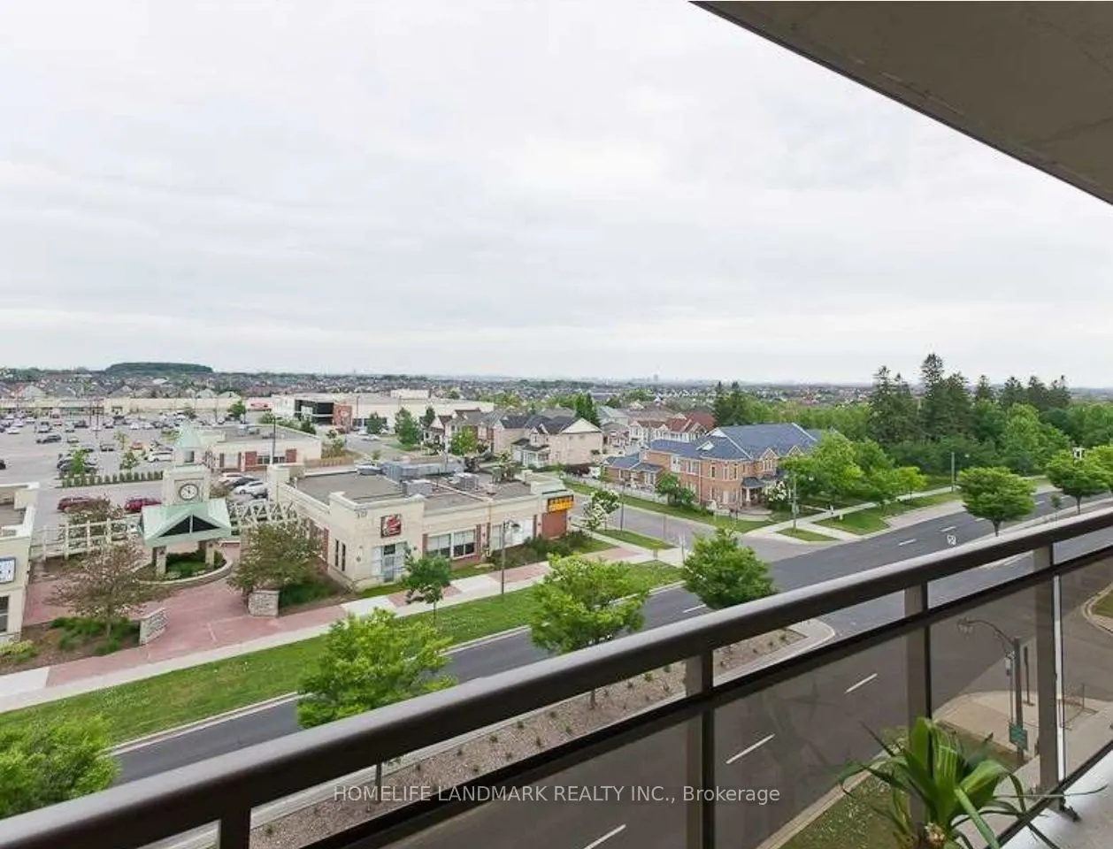 540 Bur Oak Avenue, #612