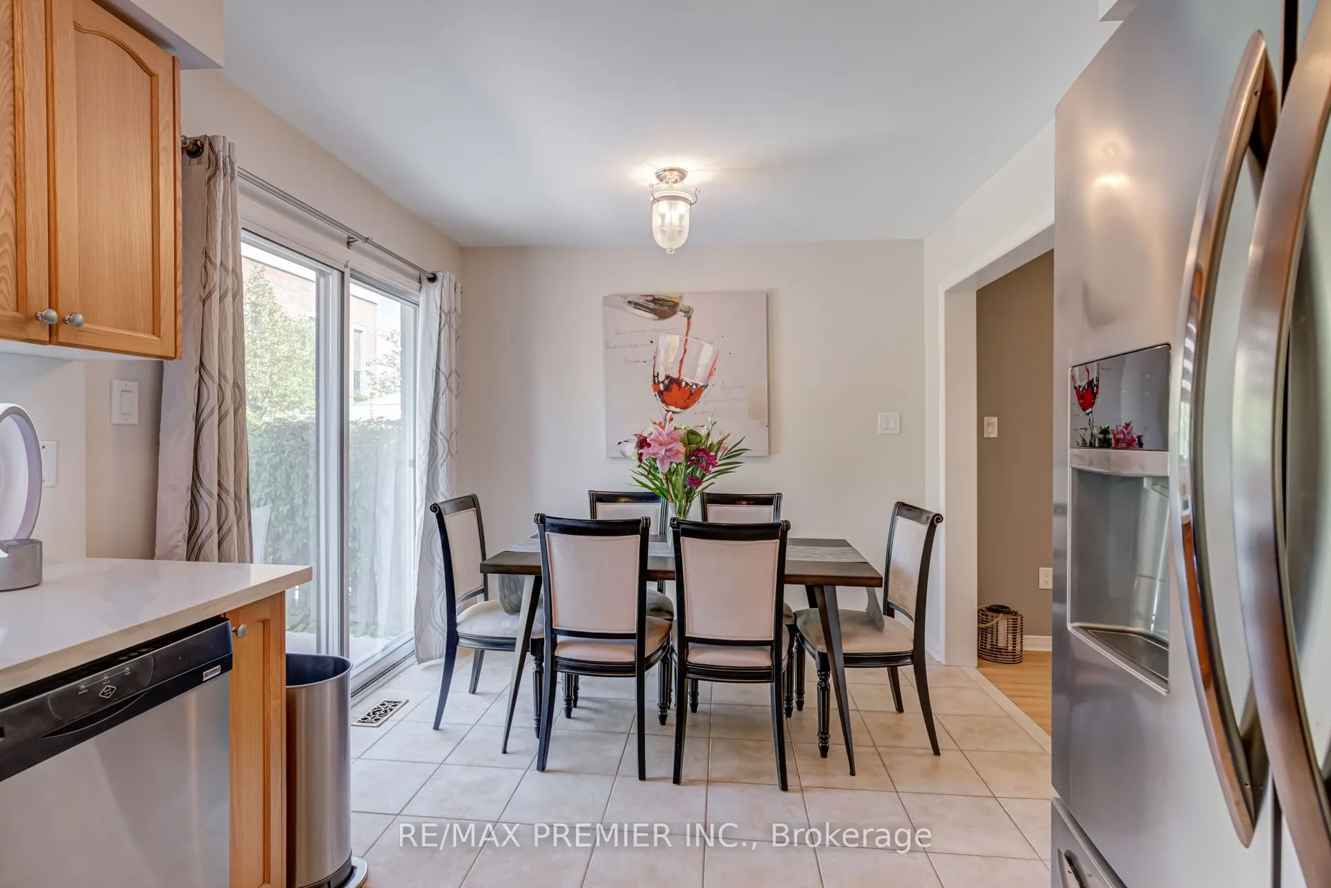 89 Ronan Crescent
