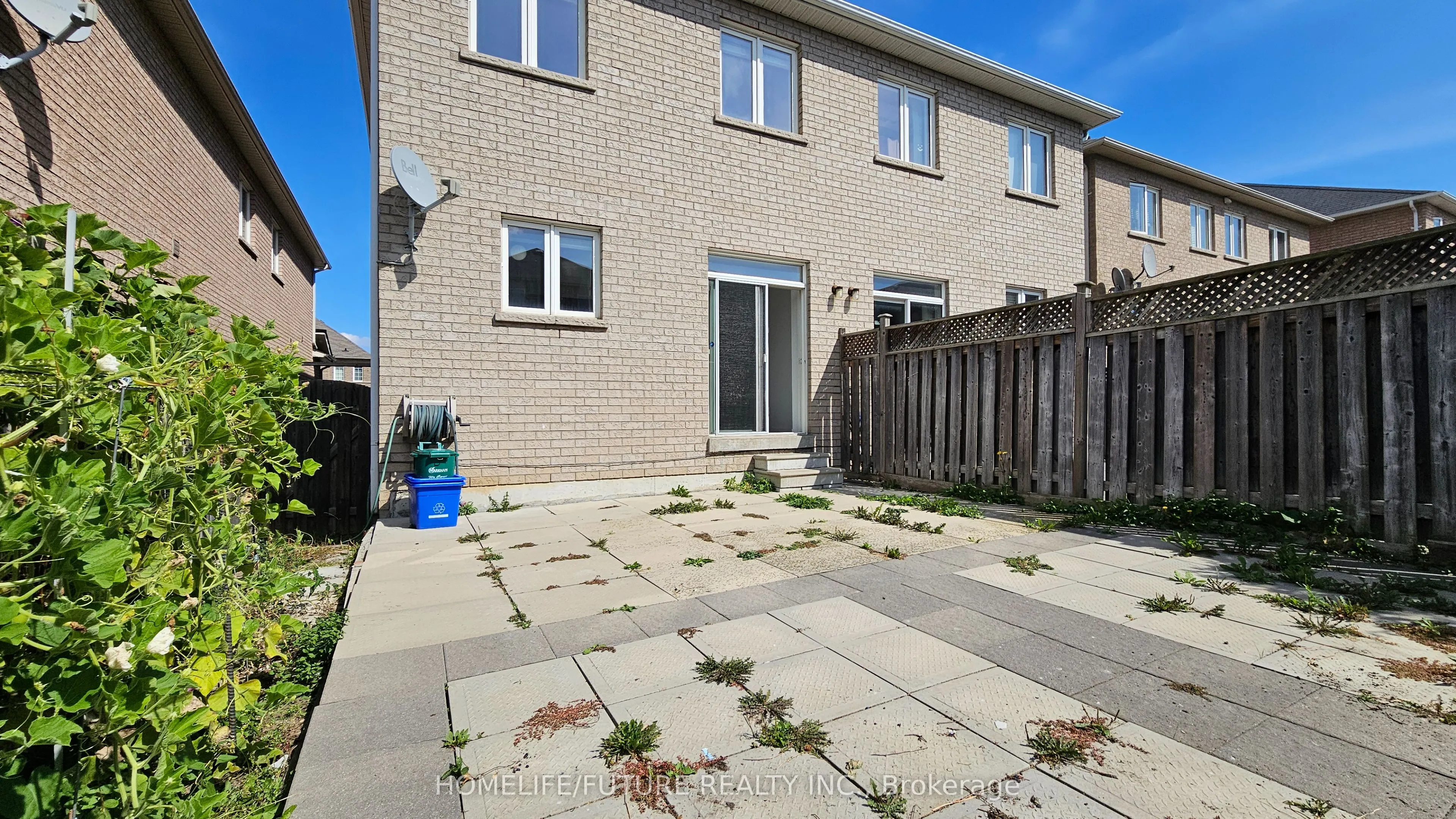 107 Jack Monkman Crescent, #Main & 2 Flr