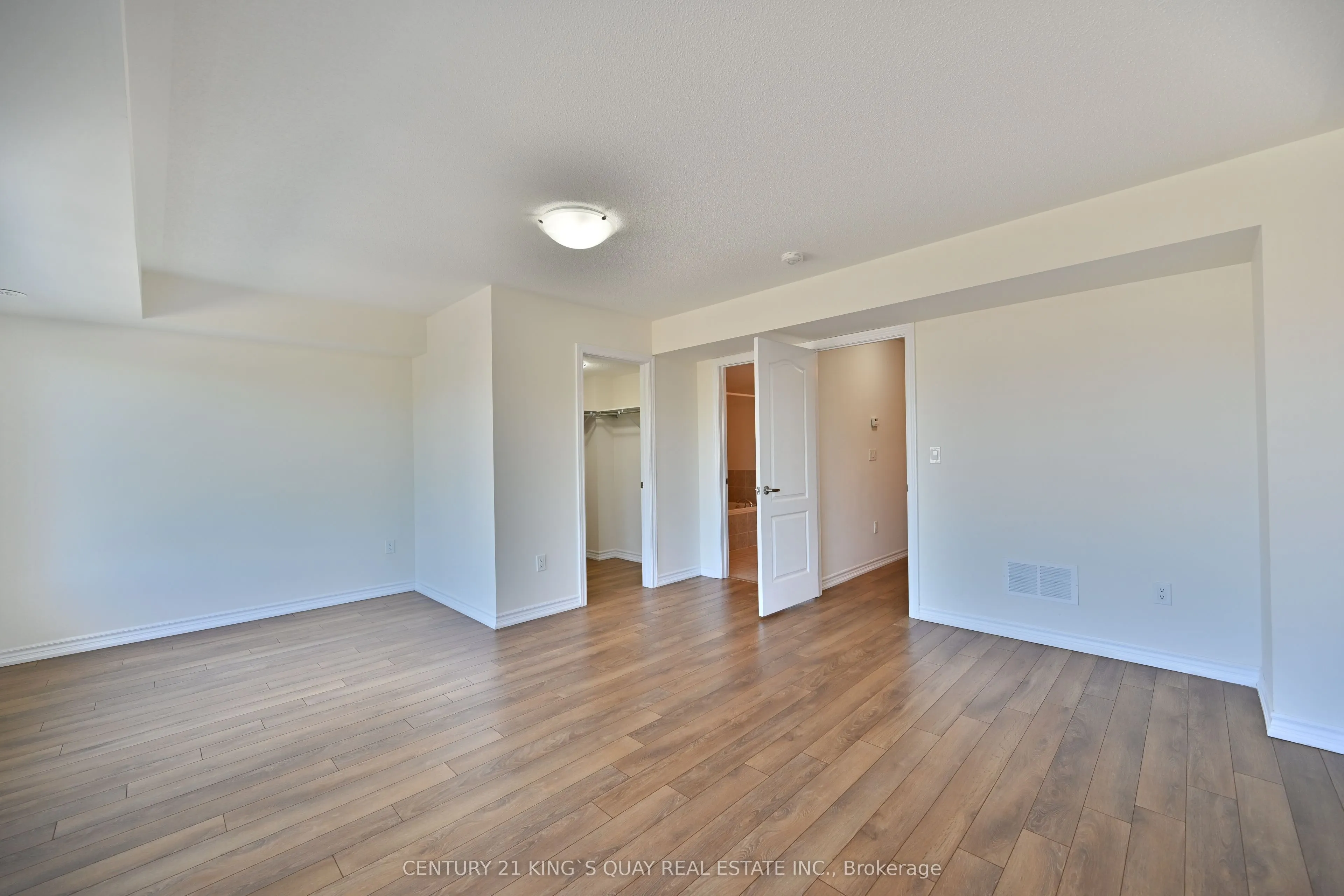 181 Parktree Drive, #4