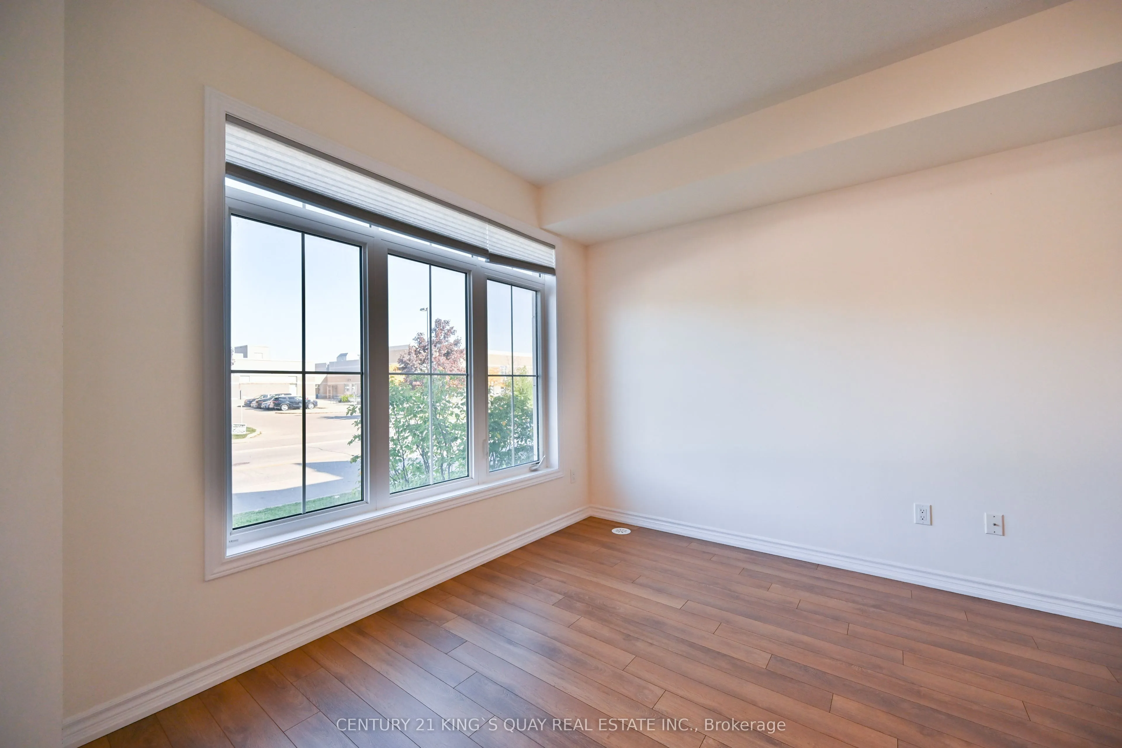 181 Parktree Drive, #4