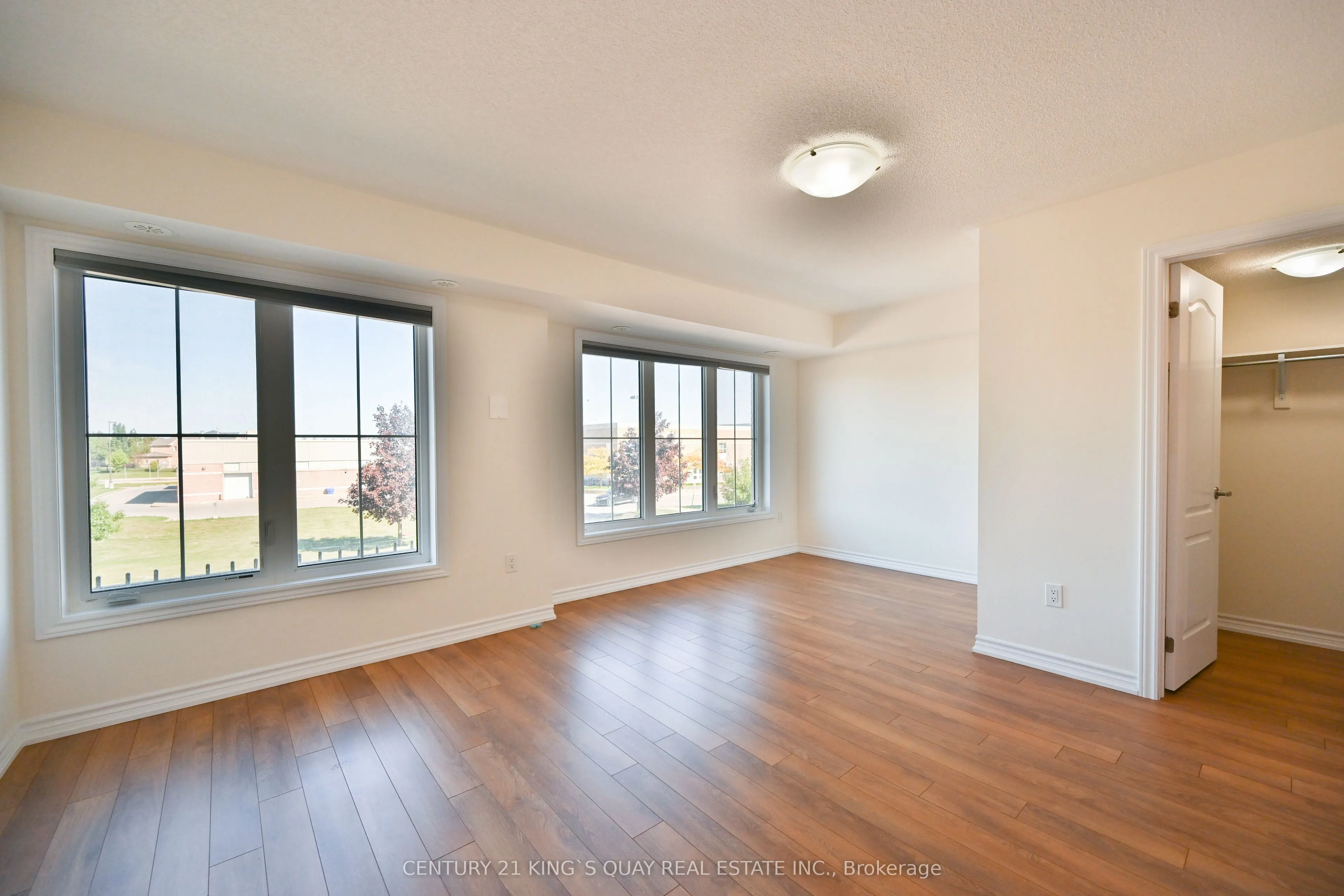 181 Parktree Drive, #4