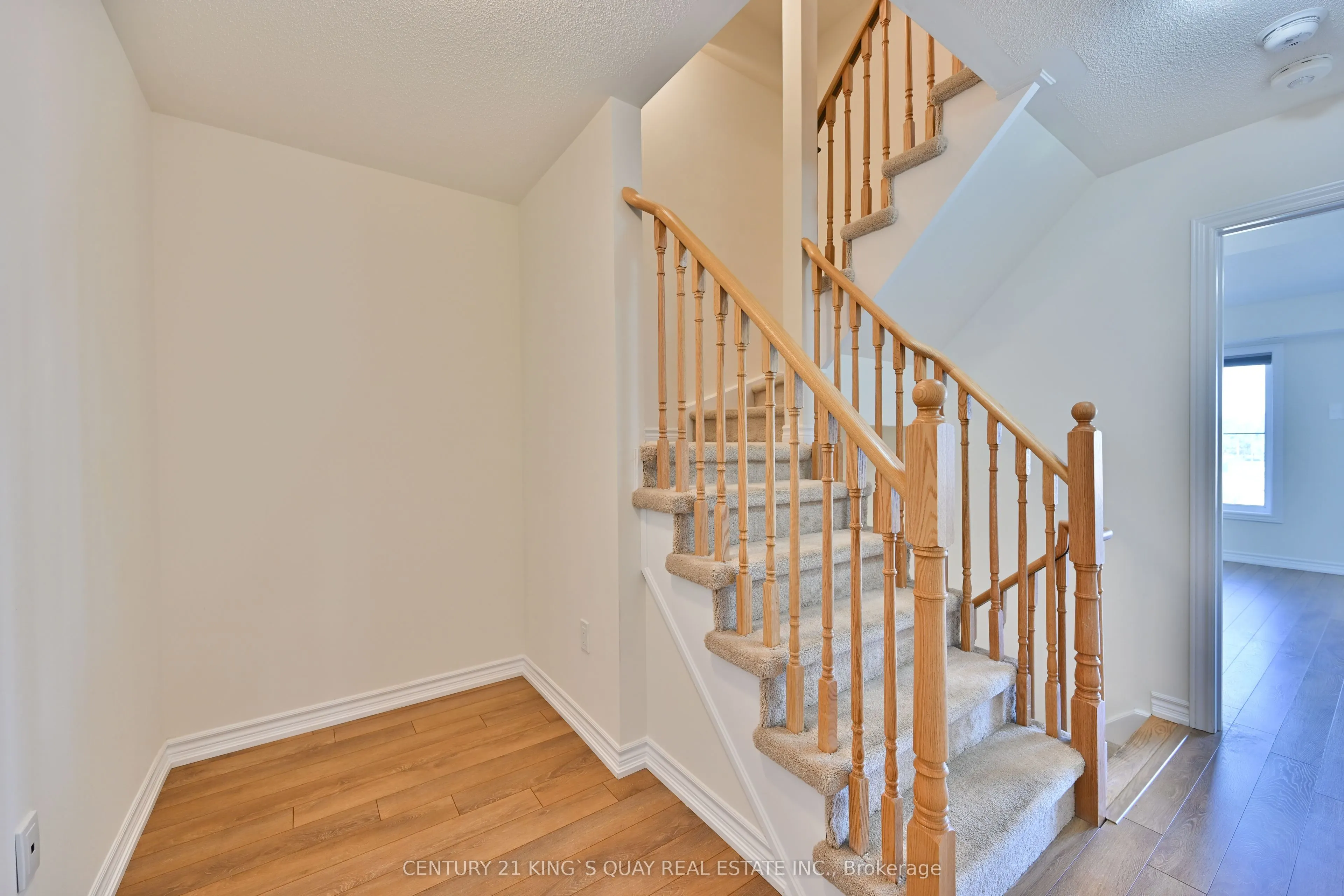 181 Parktree Drive, #4