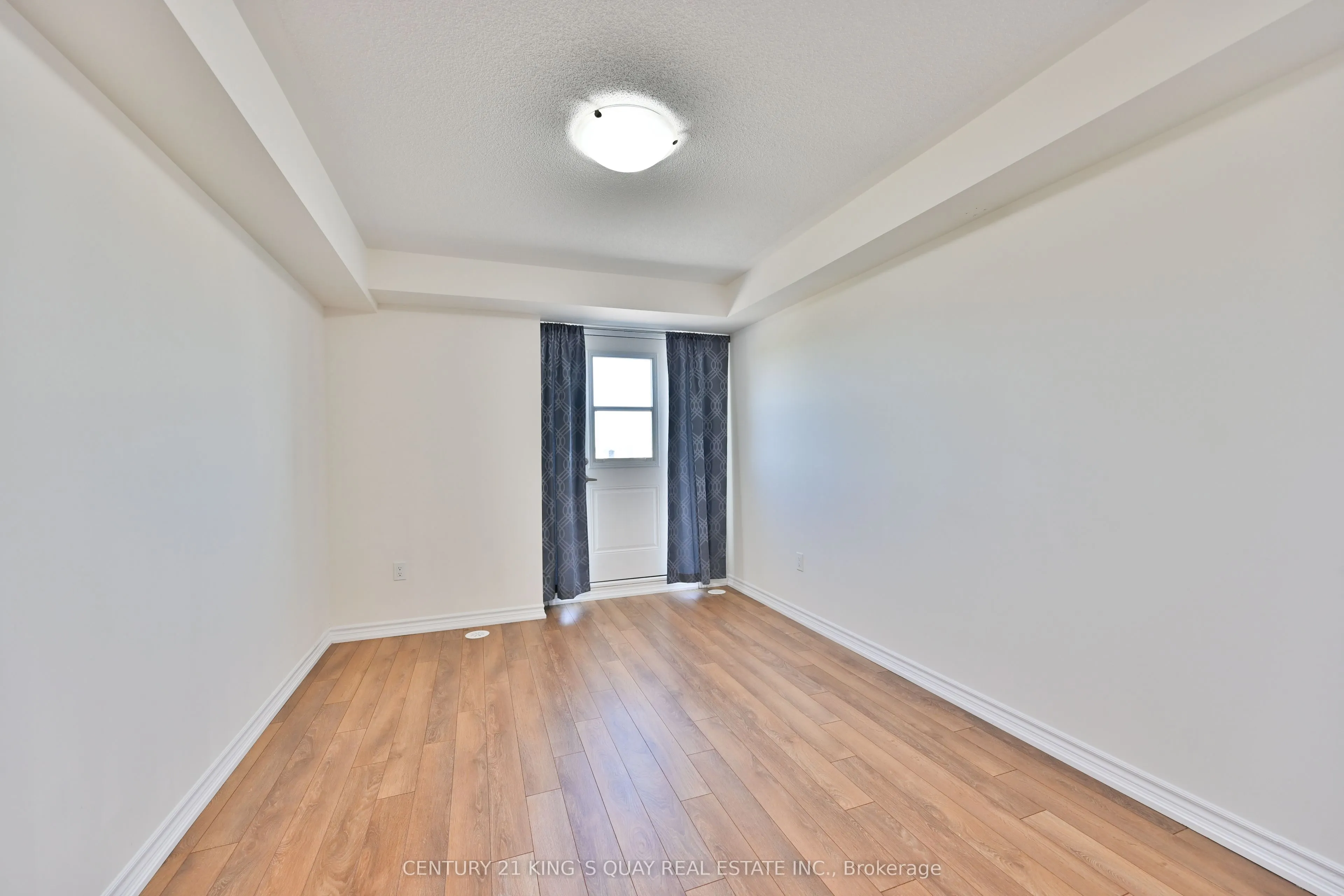 181 Parktree Drive, #4