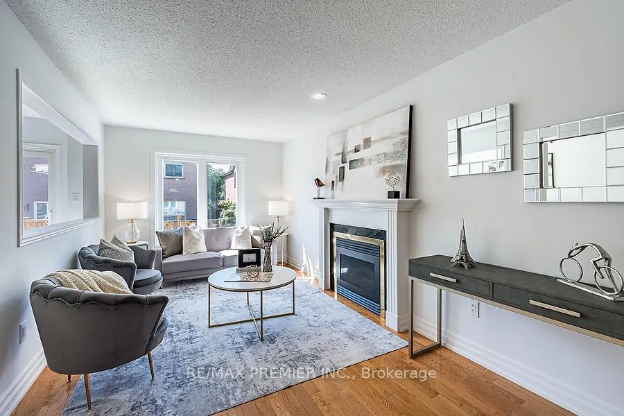 14 Opera Place