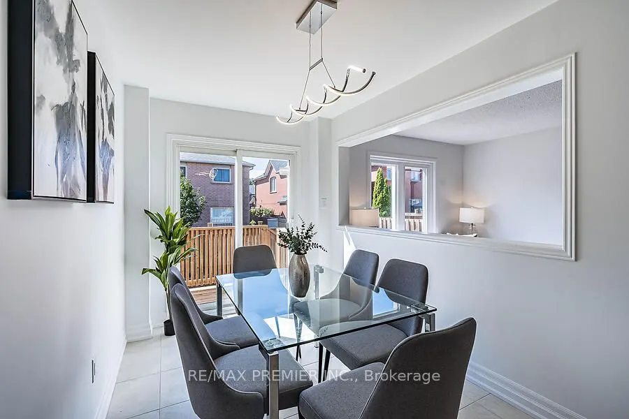 14 Opera Place