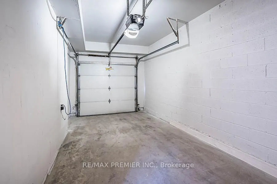 14 Opera Place