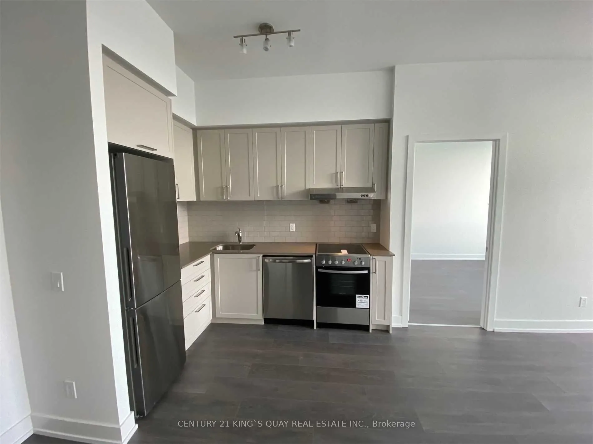 268 Buchanan Drive, #920W