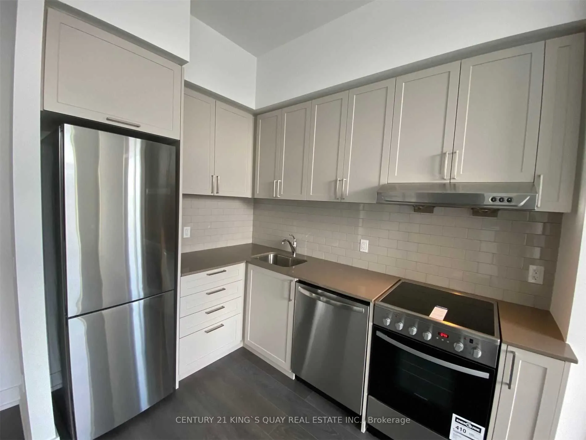268 Buchanan Drive, #920W
