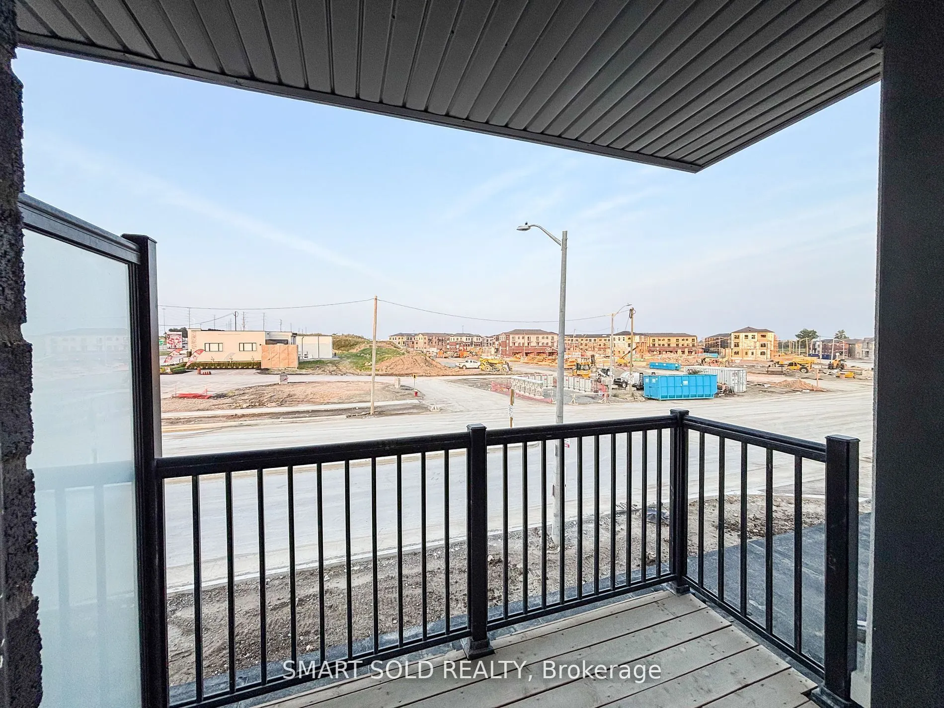 8 Matawin Lane, #8