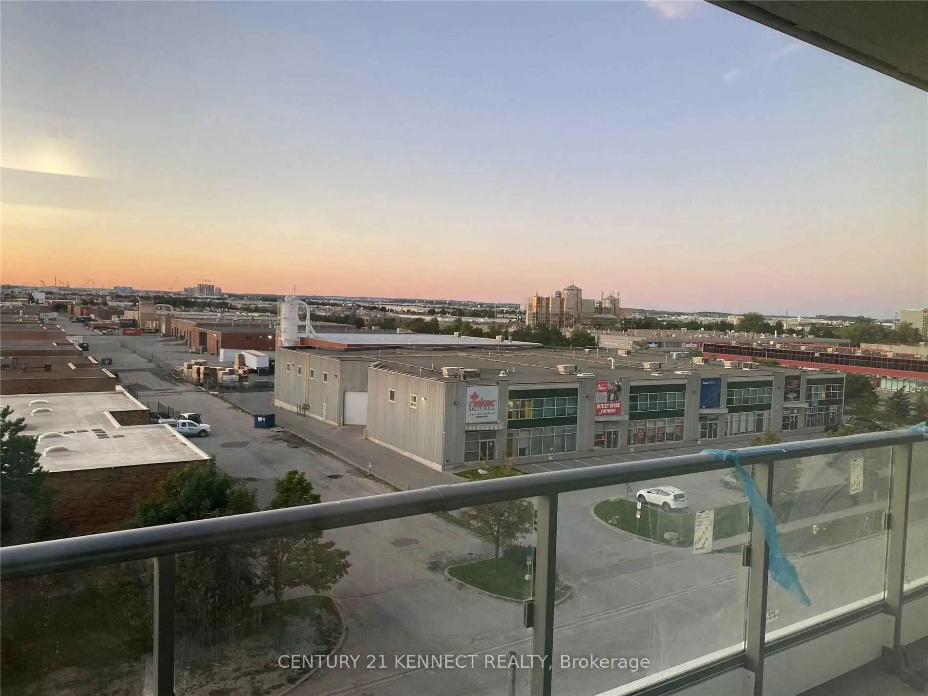 898 Portage Parkway, #607