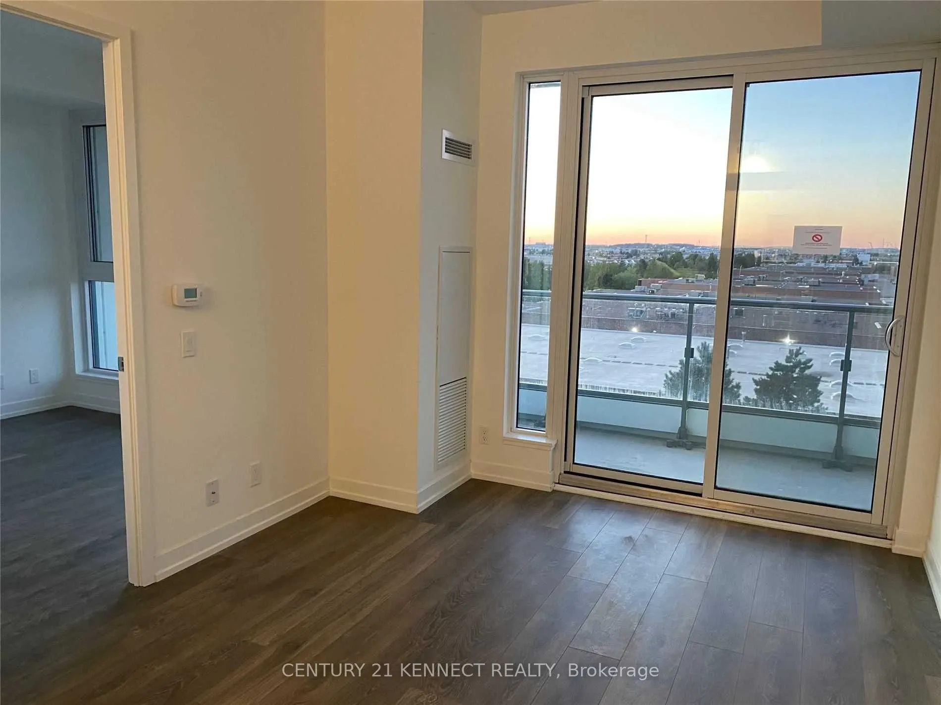 898 Portage Parkway, #607