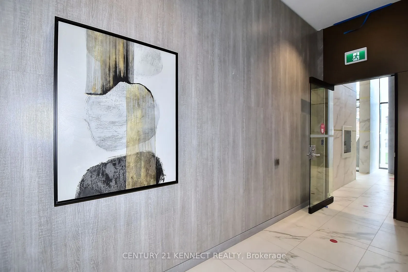 898 Portage Parkway, #607
