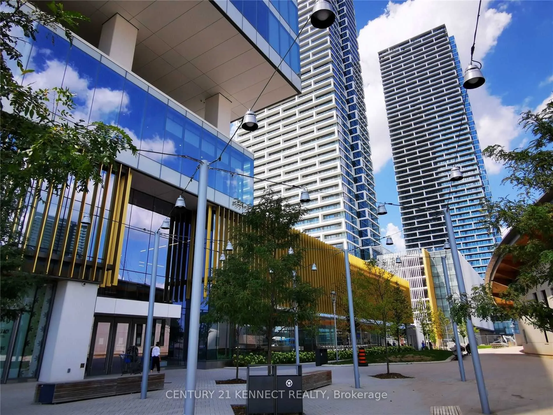 898 Portage Parkway, #607