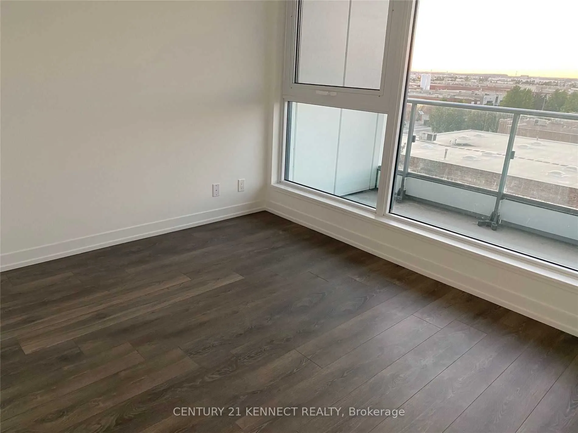 898 Portage Parkway, #607