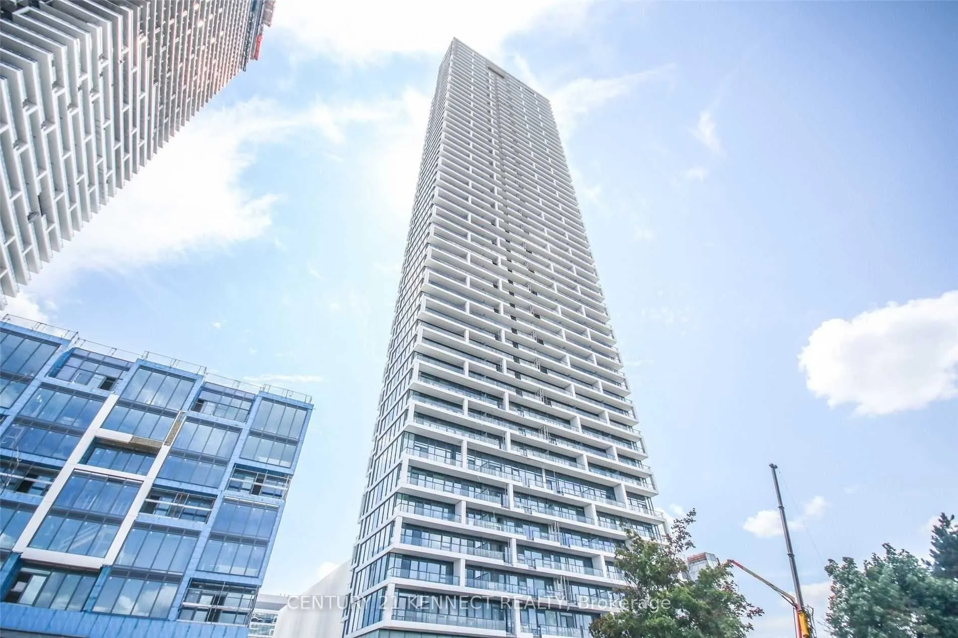 898 Portage Parkway, #607