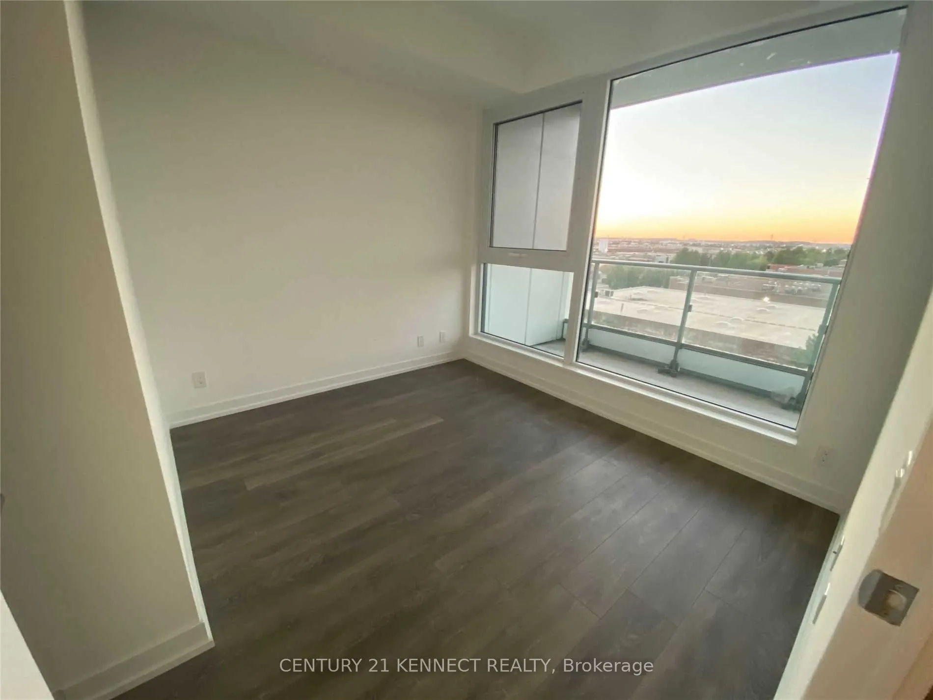 898 Portage Parkway, #607