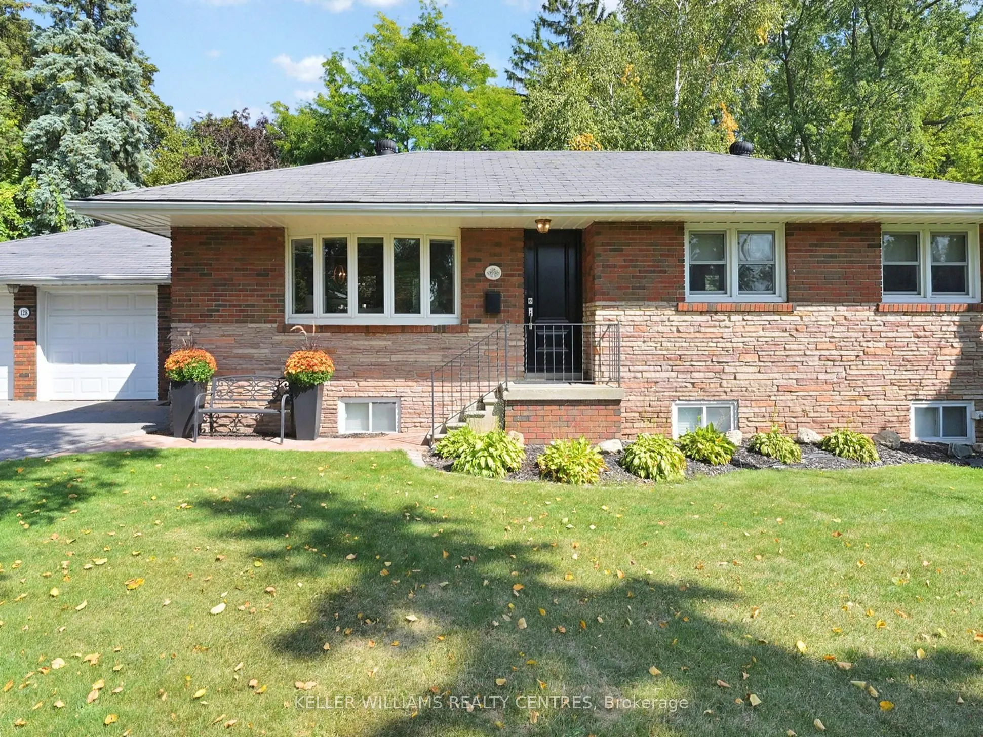 128 Maytree Avenue