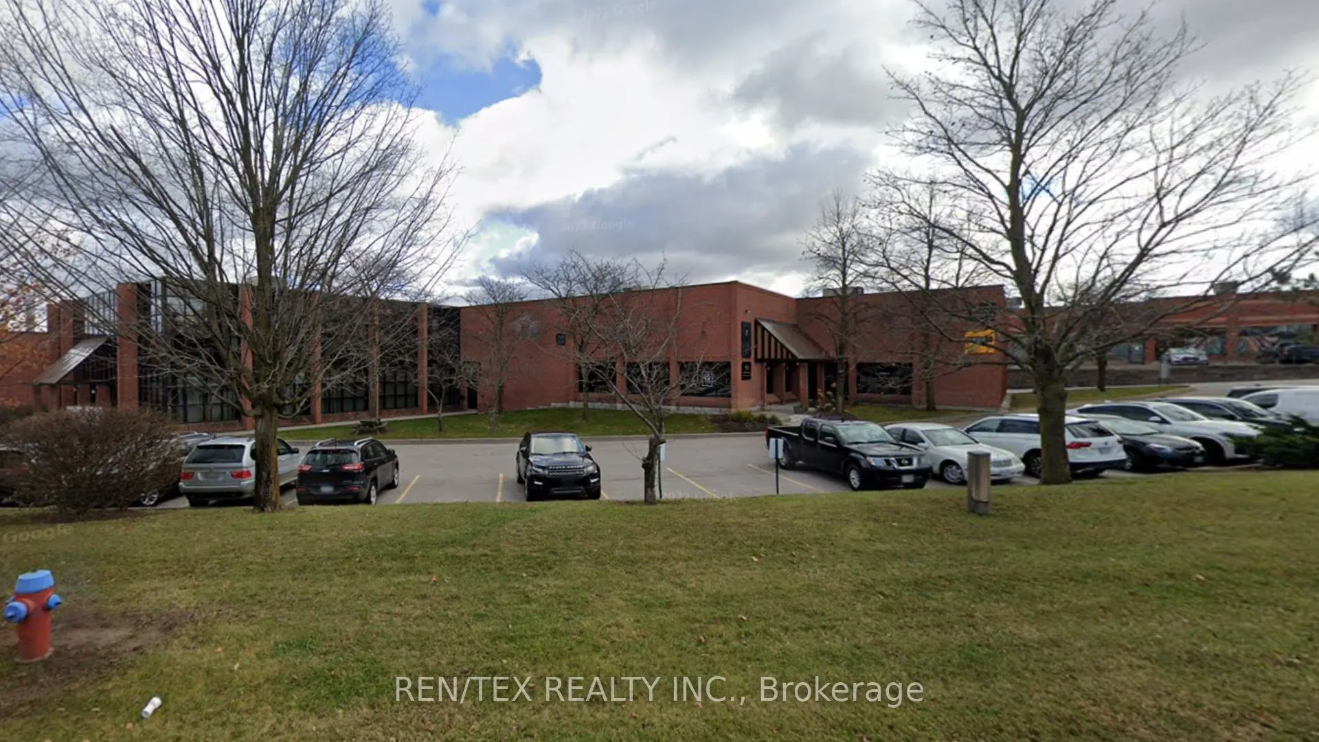65 Beaver Creek Road W, #104