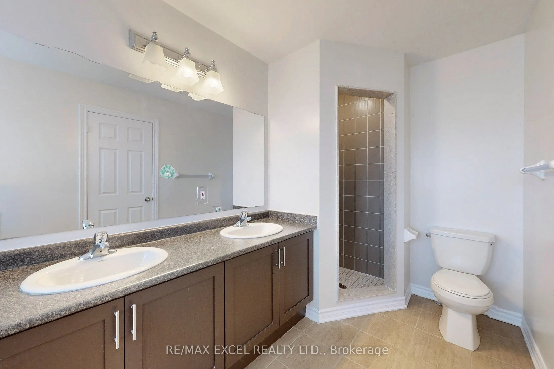 283 Dundas Way