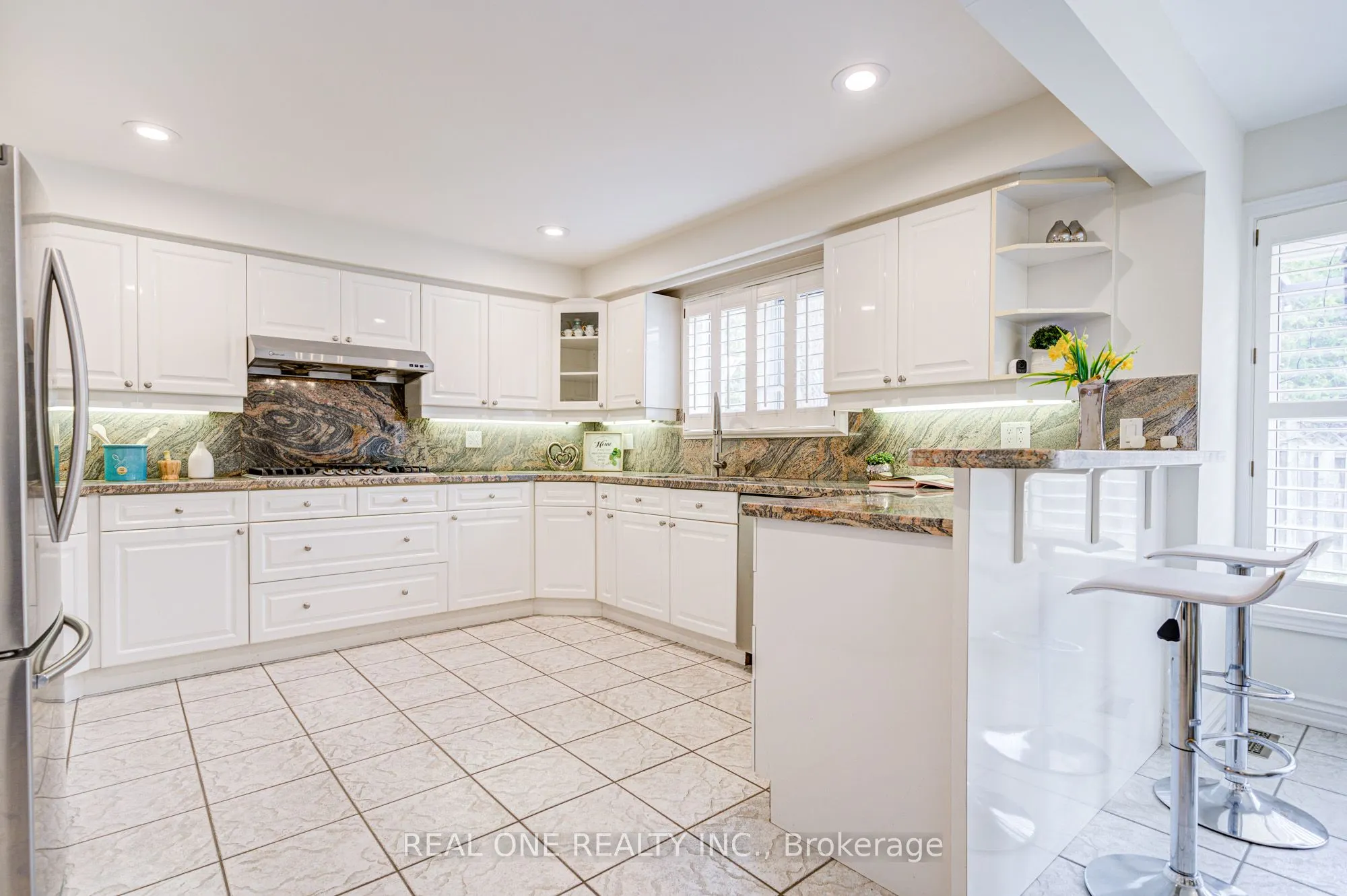 27 Binscarth Crescent