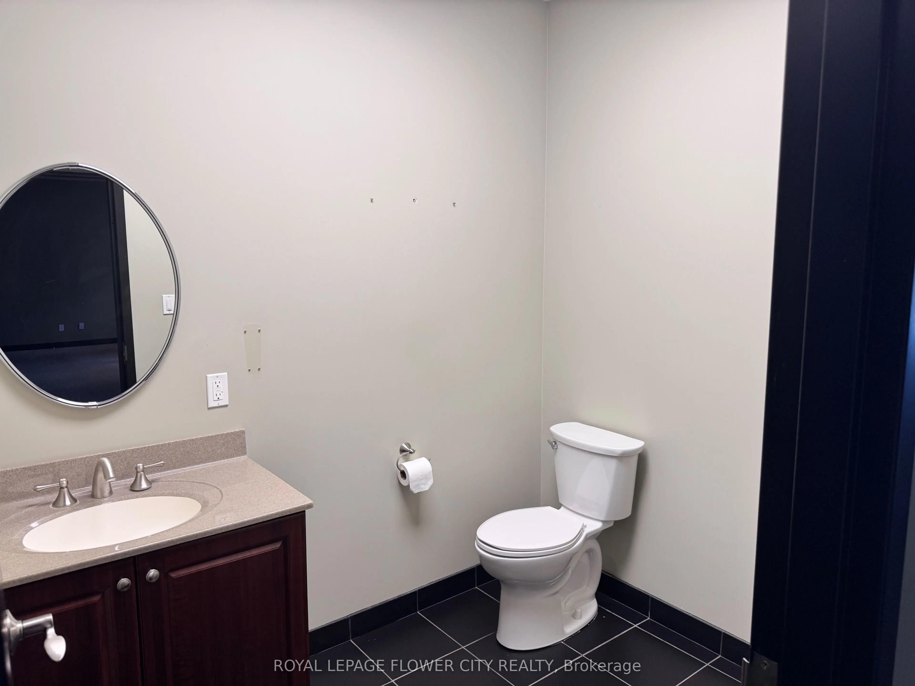 1160 Kerrisdale Boulevard, #7