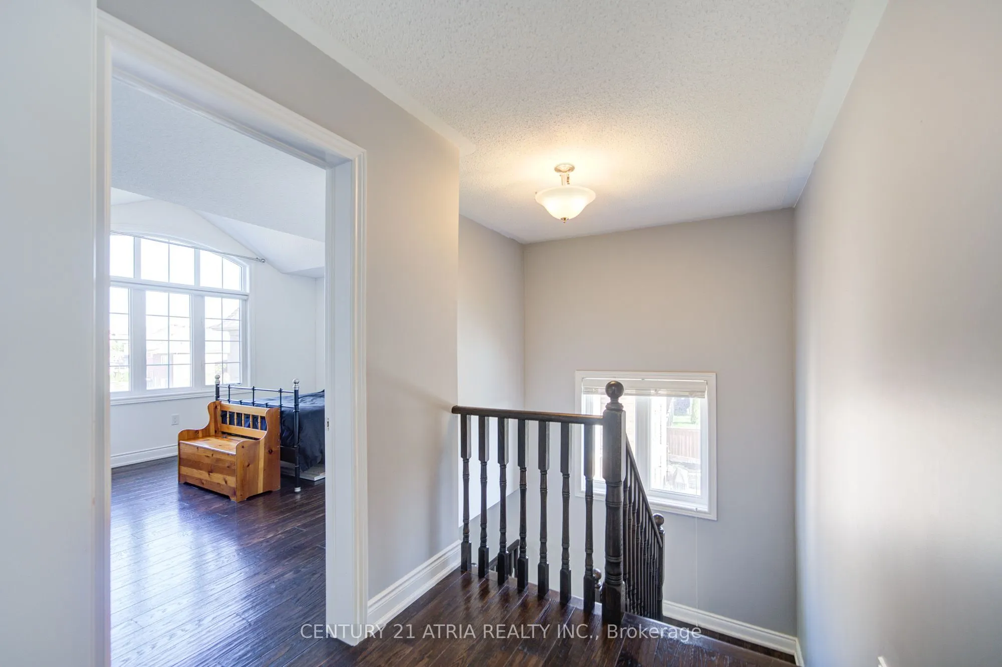 10 Gladys Rolling Avenue