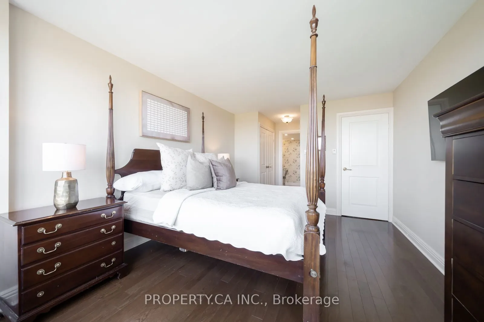 7460 Bathurst Street, #1405